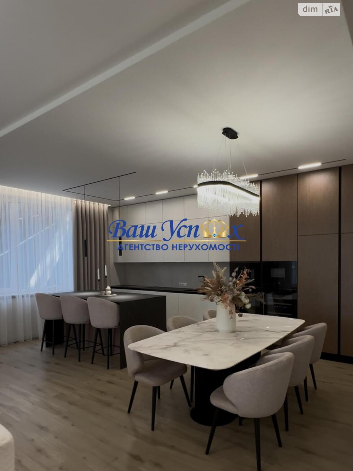 двухэтажный дом, 235 кв. м, кирпич. Продажа в Вите-Почтовой фото 1