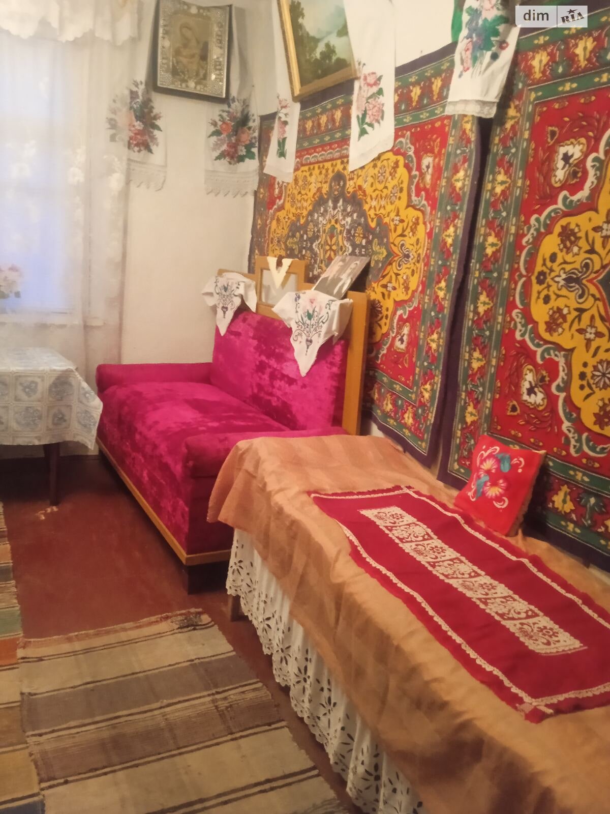 одноэтажный дом с гаражом, 99 кв. м, кирпич. Продажа в Вийтовке фото 1