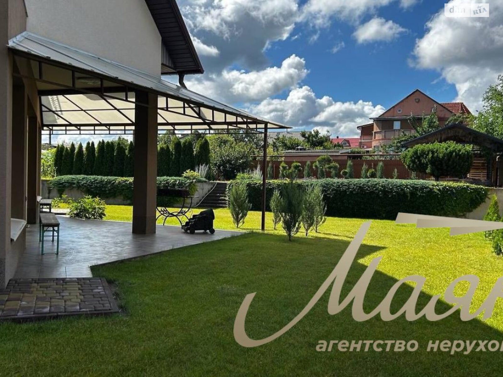 двоповерховий будинок з гаражем, 238 кв. м, сендвіч-панелі. Продаж у Владимирівському фото 1