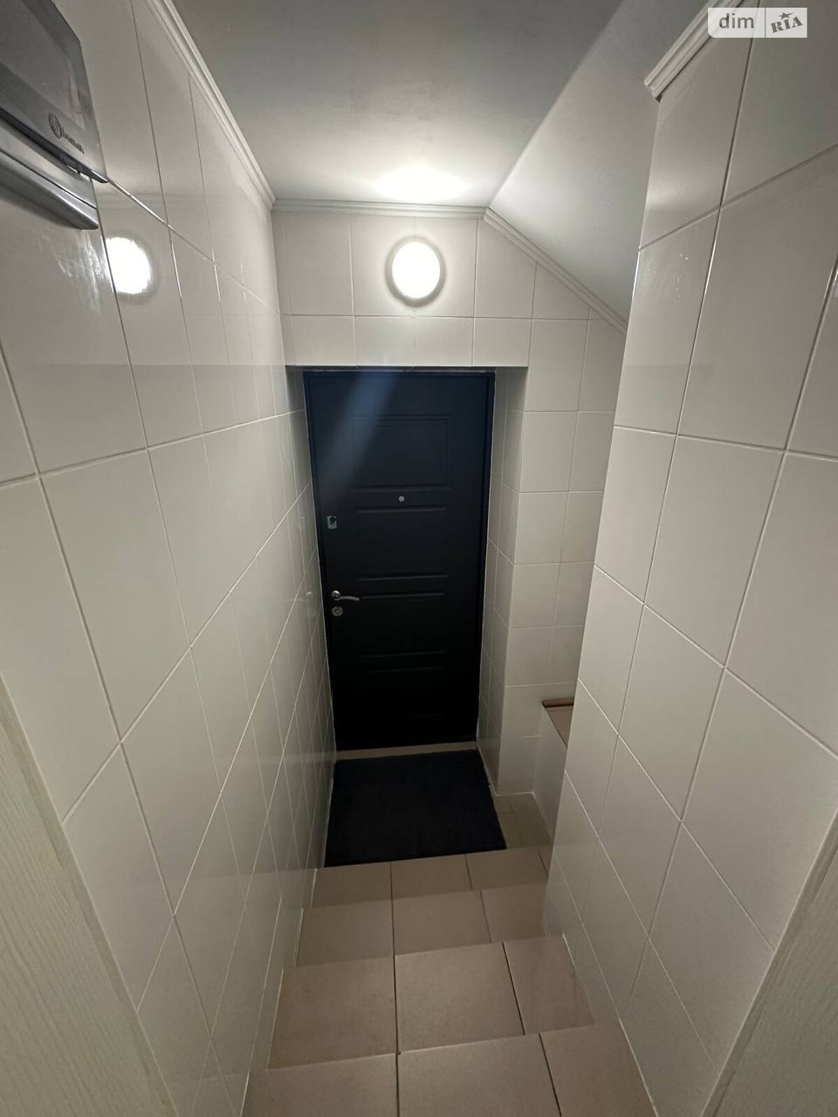 трехэтажный дом с ремонтом, 187.3 кв. м, кирпич. Продажа в Волчинце фото 1 трехэтажный дом с ремонтом, 187.3 кв. м, кирпич. Продажа в Волчинце фото 1