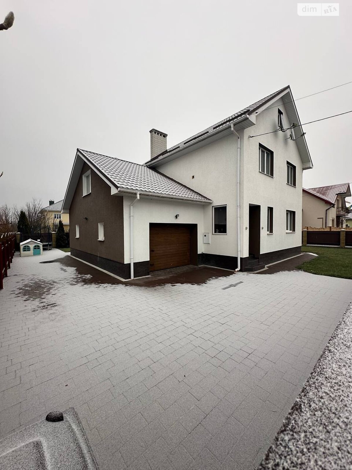 трехэтажный дом с ремонтом, 187.3 кв. м, кирпич. Продажа в Волчинце фото 1 трехэтажный дом с ремонтом, 187.3 кв. м, кирпич. Продажа в Волчинце фото 1