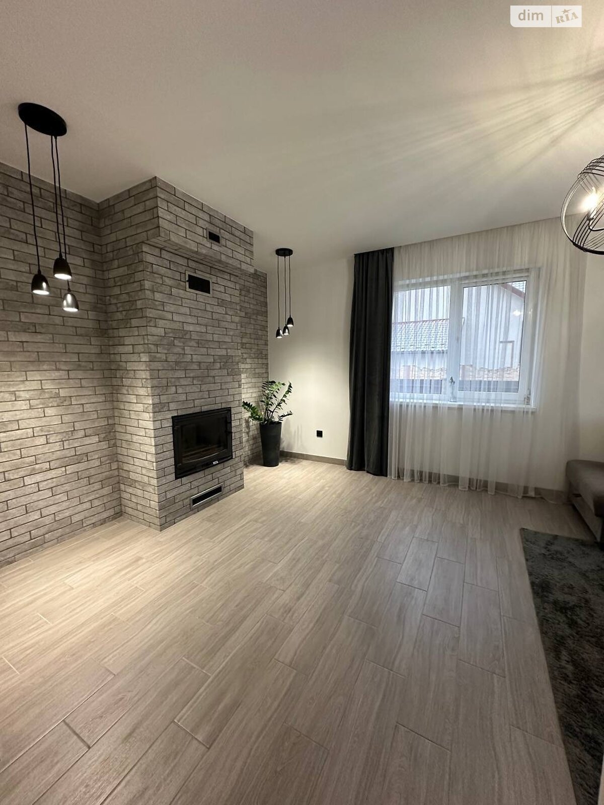 двухэтажный дом с ремонтом, 187.3 кв. м, кирпич. Продажа в Волчинце фото 1 двухэтажный дом с ремонтом, 187.3 кв. м, кирпич. Продажа в Волчинце фото 1