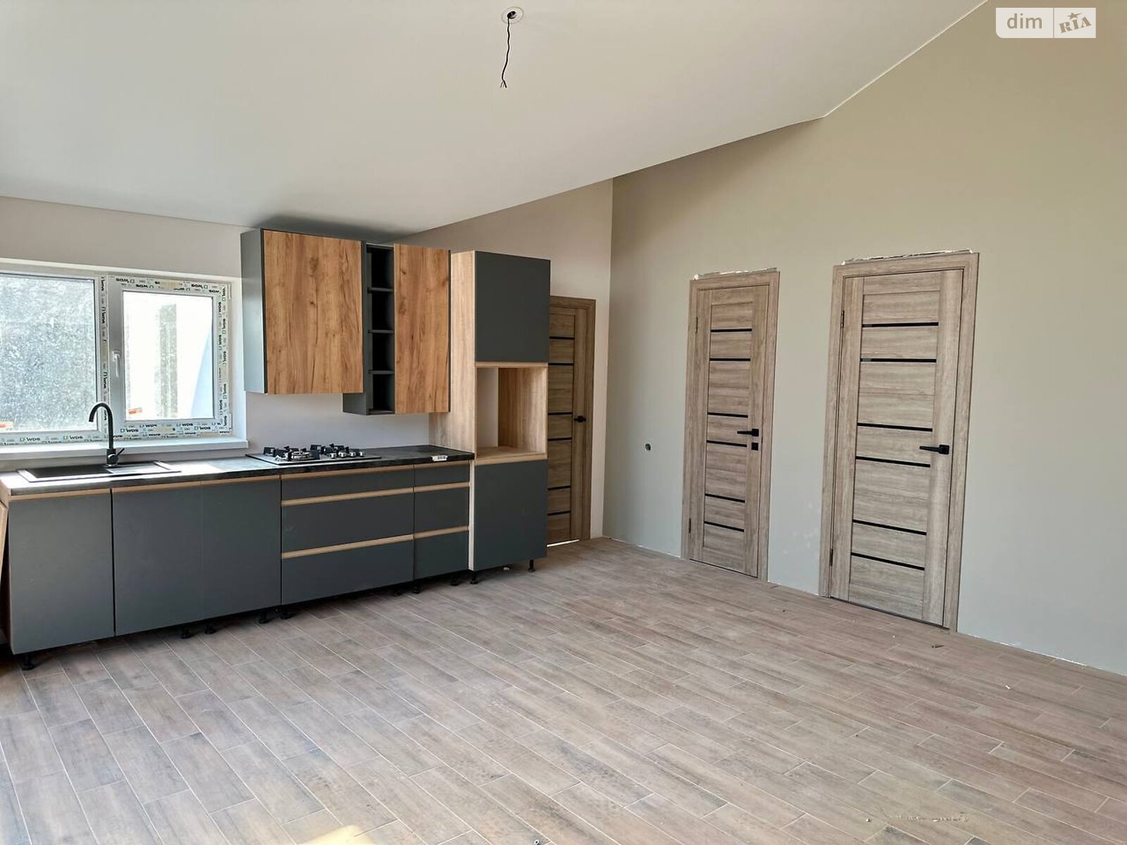 одноэтажный дом с гаражом, 120 кв. м, кирпич. Продажа в Волчинце фото 1 одноэтажный дом с гаражом, 120 кв. м, кирпич. Продажа в Волчинце фото 1
