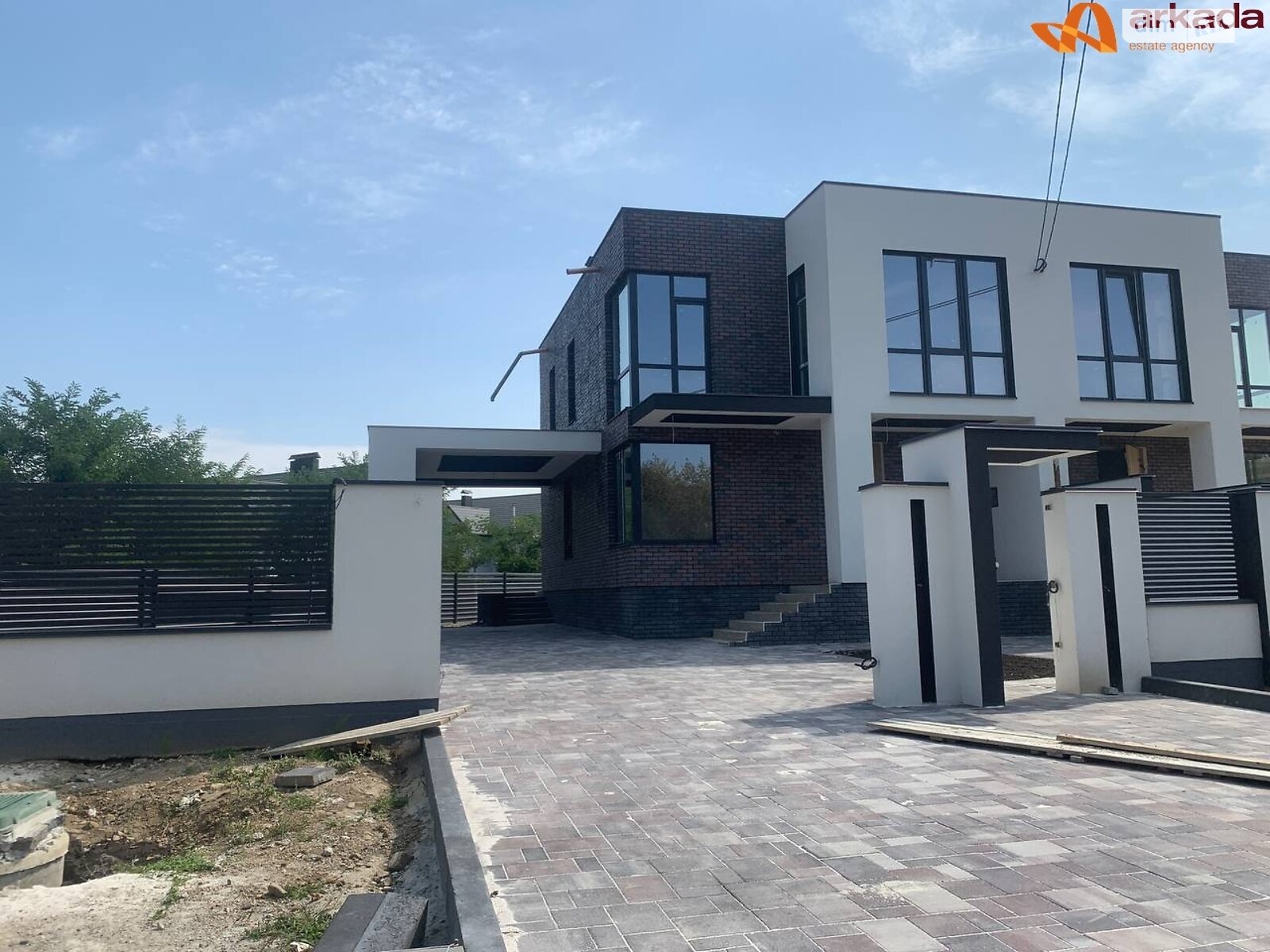 двоповерховий будинок з балконом, 128 кв. м, цегла. Продаж у Вовчинцю фото 1 двоповерховий будинок з балконом, 128 кв. м, цегла. Продаж у Вовчинцю фото 1