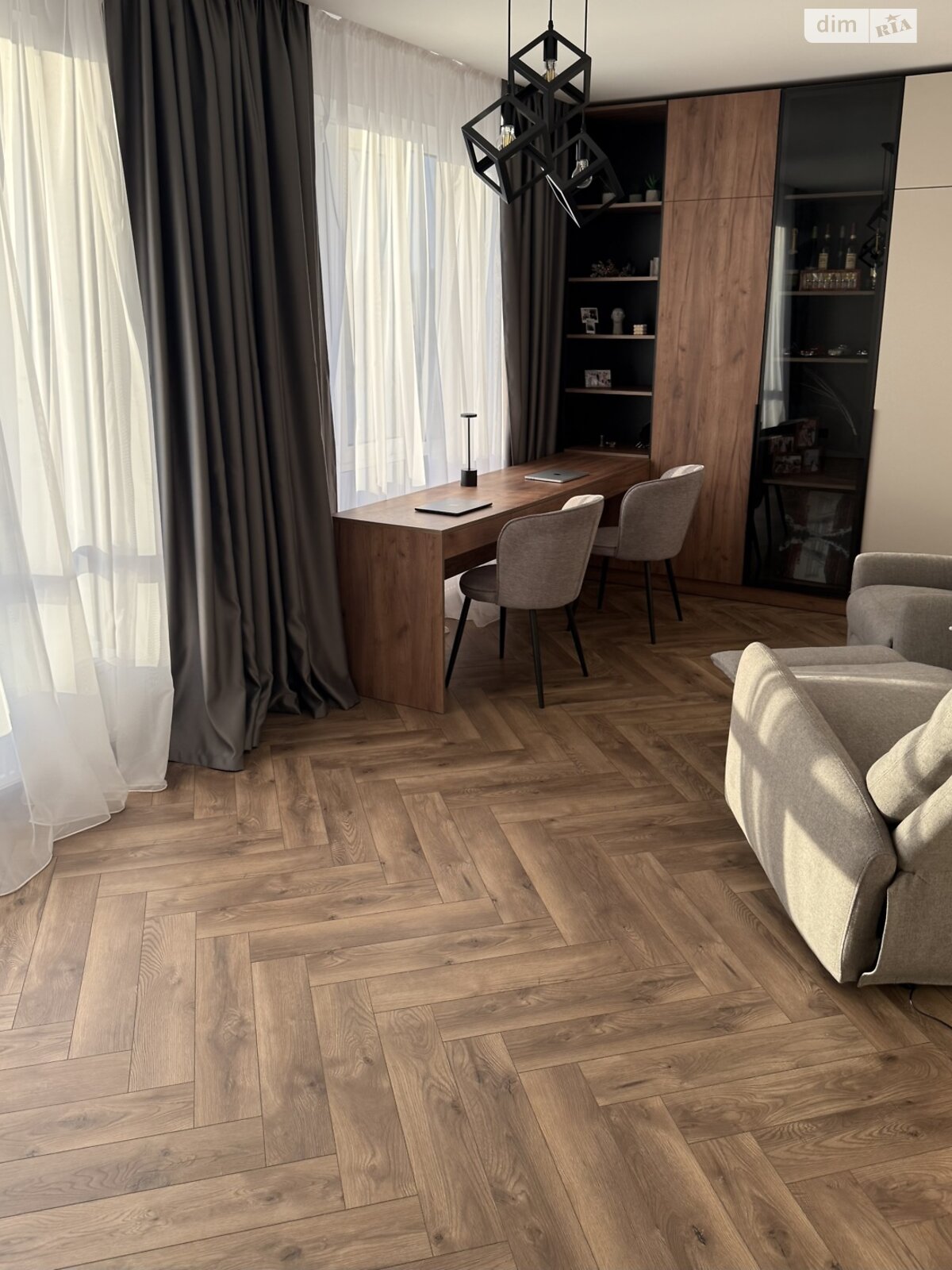 двухэтажный дом с гаражом, 200 кв. м, кирпич. Продажа в Волчинце фото 1 двухэтажный дом с гаражом, 200 кв. м, кирпич. Продажа в Волчинце фото 1