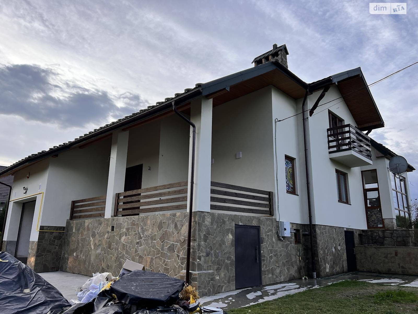 двухэтажный дом с верандой, 297.5 кв. м, кирпич. Продажа в Волица район Кастёловка фото 1 двухэтажный дом с верандой, 297.5 кв. м, кирпич. Продажа в Волица район Кастёловка фото 1