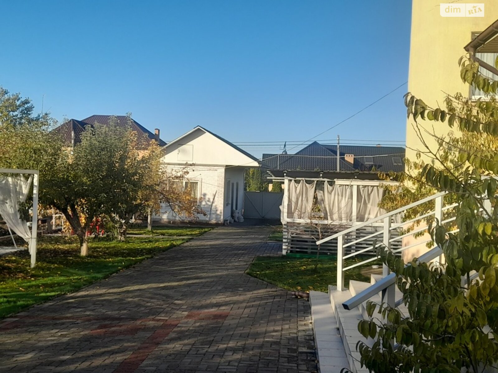 двухэтажный дом с отоплением, 250 кв. м, кирпич. Продажа в Вольном фото 1 двухэтажный дом с отоплением, 250 кв. м, кирпич. Продажа в Вольном фото 1