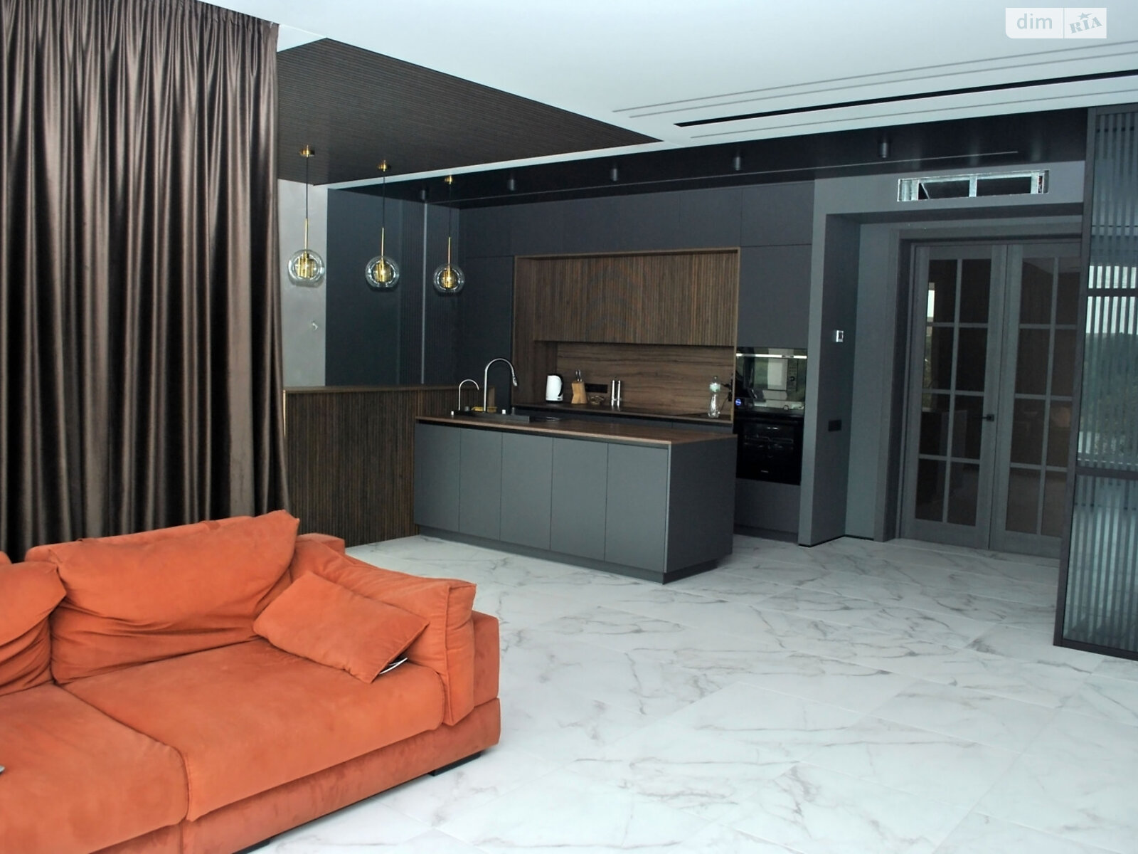 двоповерховий будинок з гаражем, 250 кв. м, цегла. Продаж у Волоському фото 1 двоповерховий будинок з гаражем, 250 кв. м, цегла. Продаж у Волоському фото 1