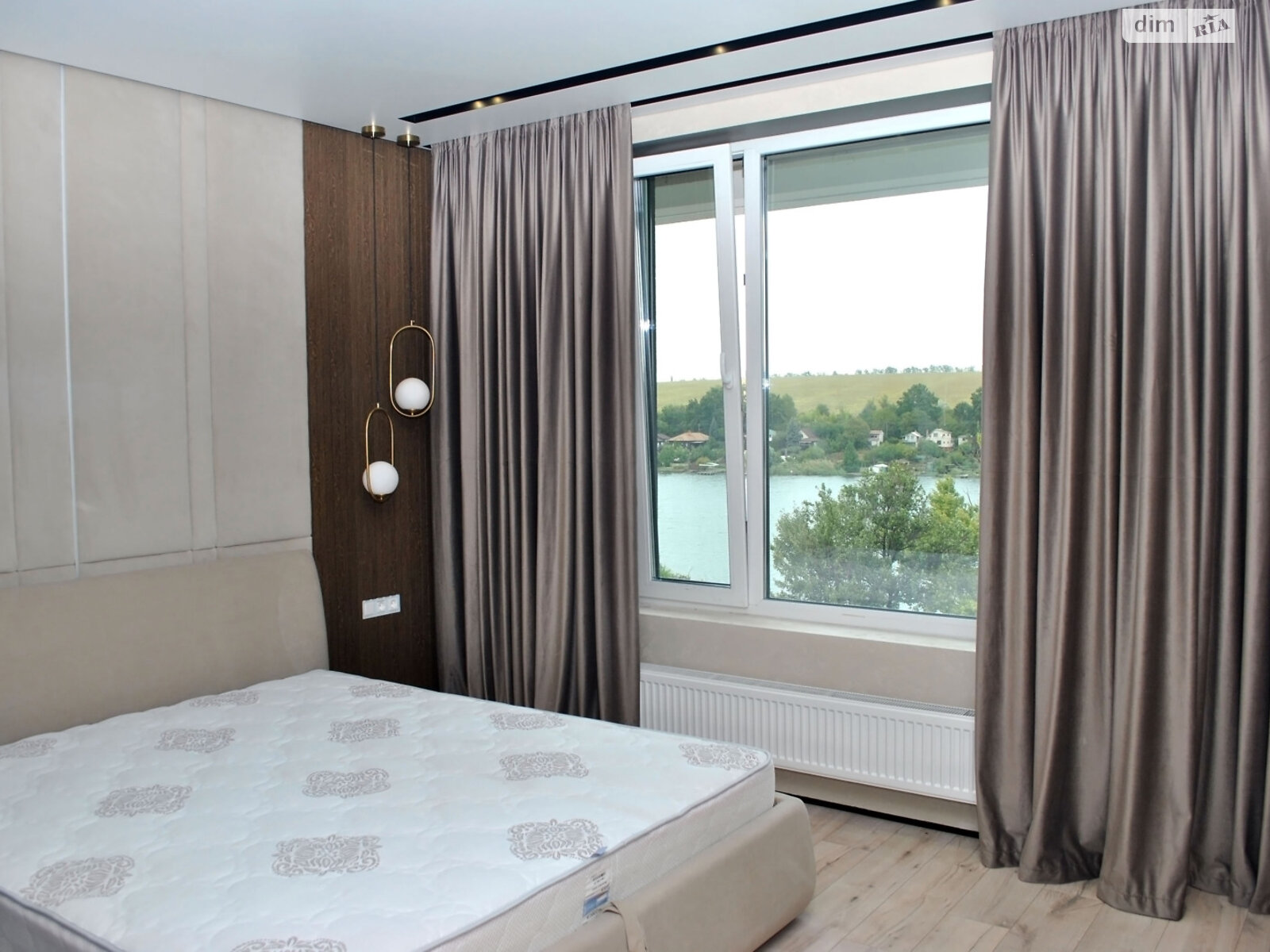 двоповерховий будинок з гаражем, 250 кв. м, цегла. Продаж у Волоському фото 1 двоповерховий будинок з гаражем, 250 кв. м, цегла. Продаж у Волоському фото 1