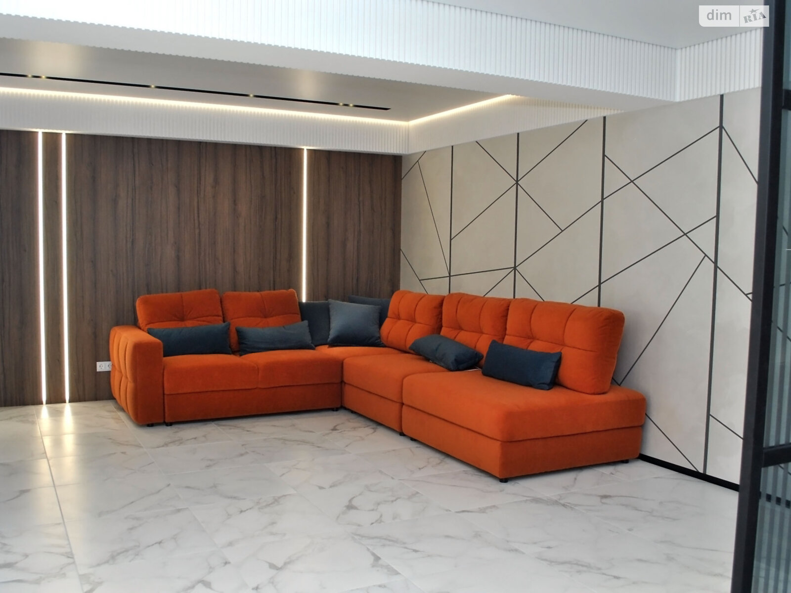 двоповерховий будинок з гаражем, 250 кв. м, цегла. Продаж у Волоському фото 1 двоповерховий будинок з гаражем, 250 кв. м, цегла. Продаж у Волоському фото 1