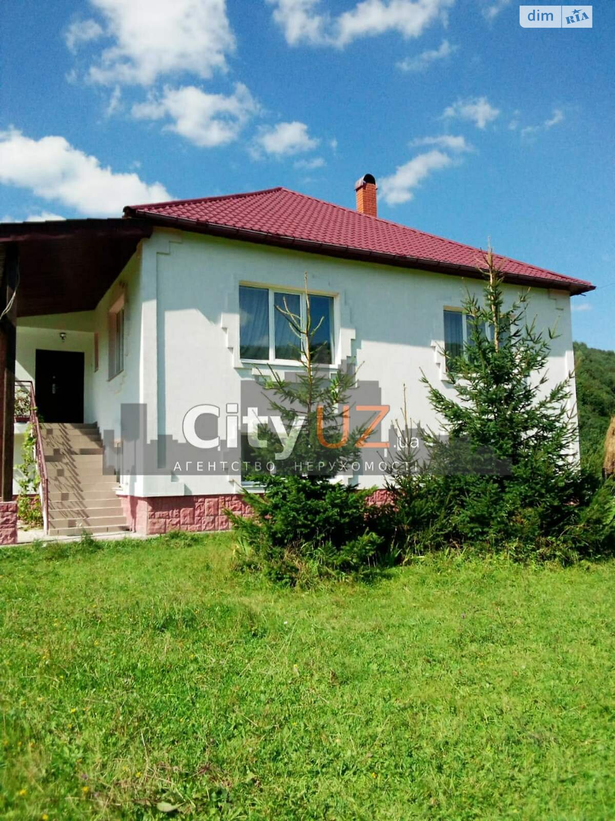 двухэтажный дом с балконом, 250 кв. м, кирпич. Продажа в Волосянке фото 1