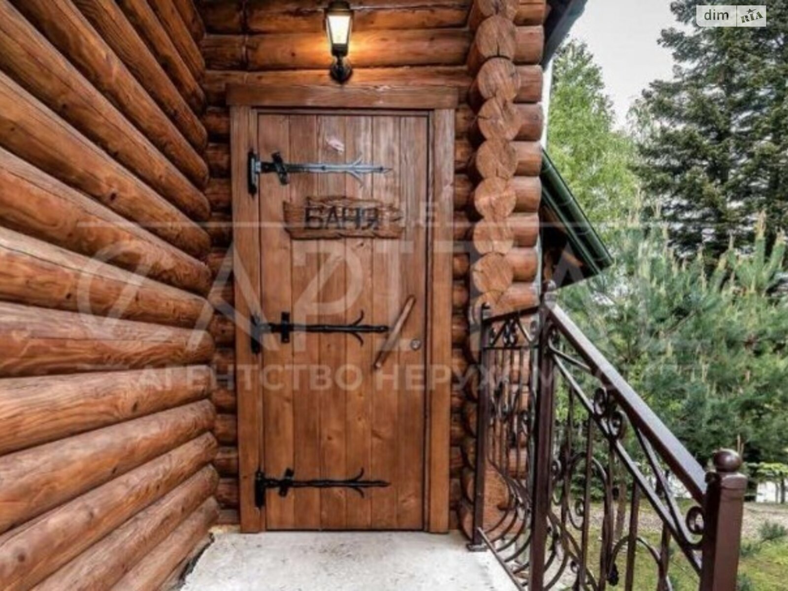 трехэтажный дом с ремонтом, 2500 кв. м, кирпич. Продажа в Воле-Задеревацкой фото 1 трехэтажный дом с ремонтом, 2500 кв. м, кирпич. Продажа в Воле-Задеревацкой фото 1