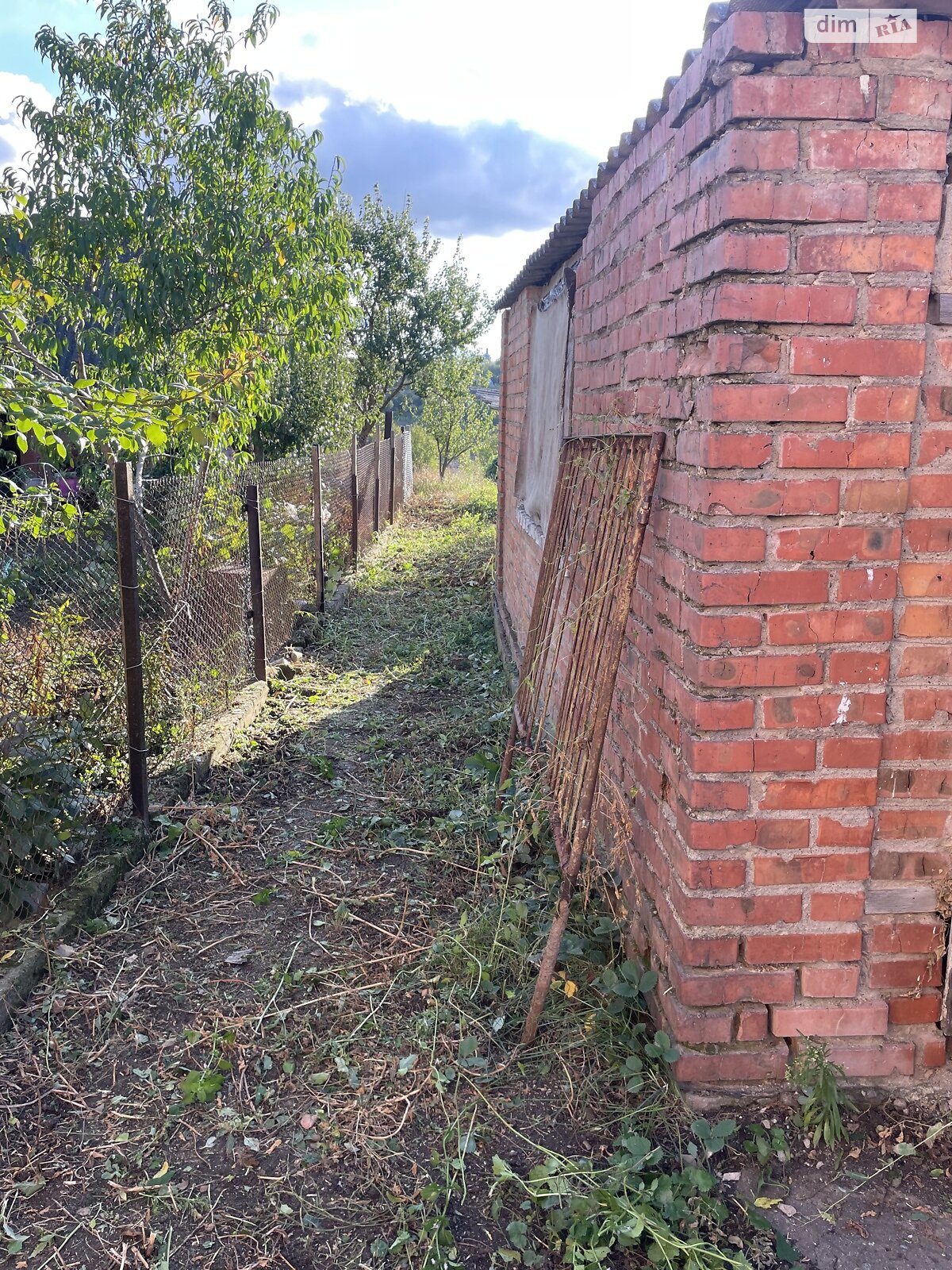 одноэтажный дом с отоплением, 24.5 кв. м, кирпич. Продажа в Вороновице фото 1