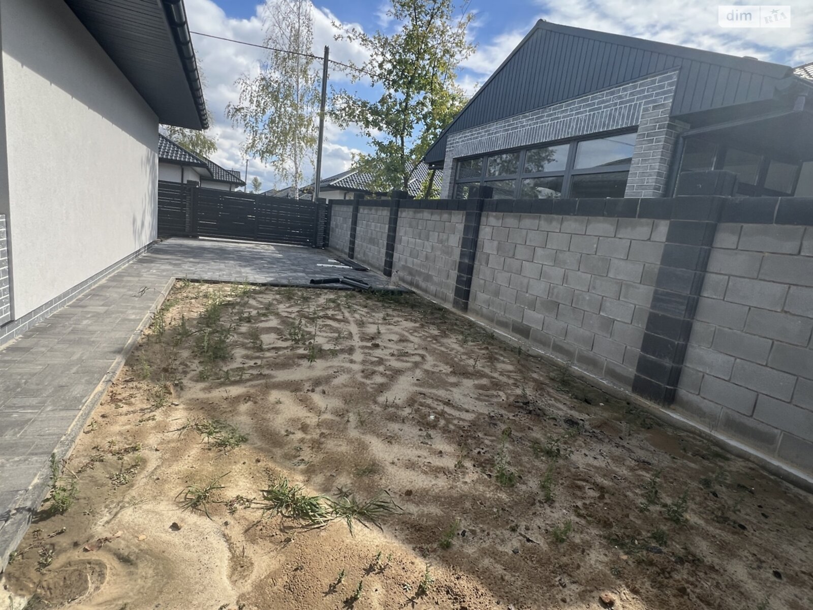 одноэтажный дом, 100 кв. м, кирпич. Продажа в Ворзеле фото 1 одноэтажный дом, 100 кв. м, кирпич. Продажа в Ворзеле фото 1