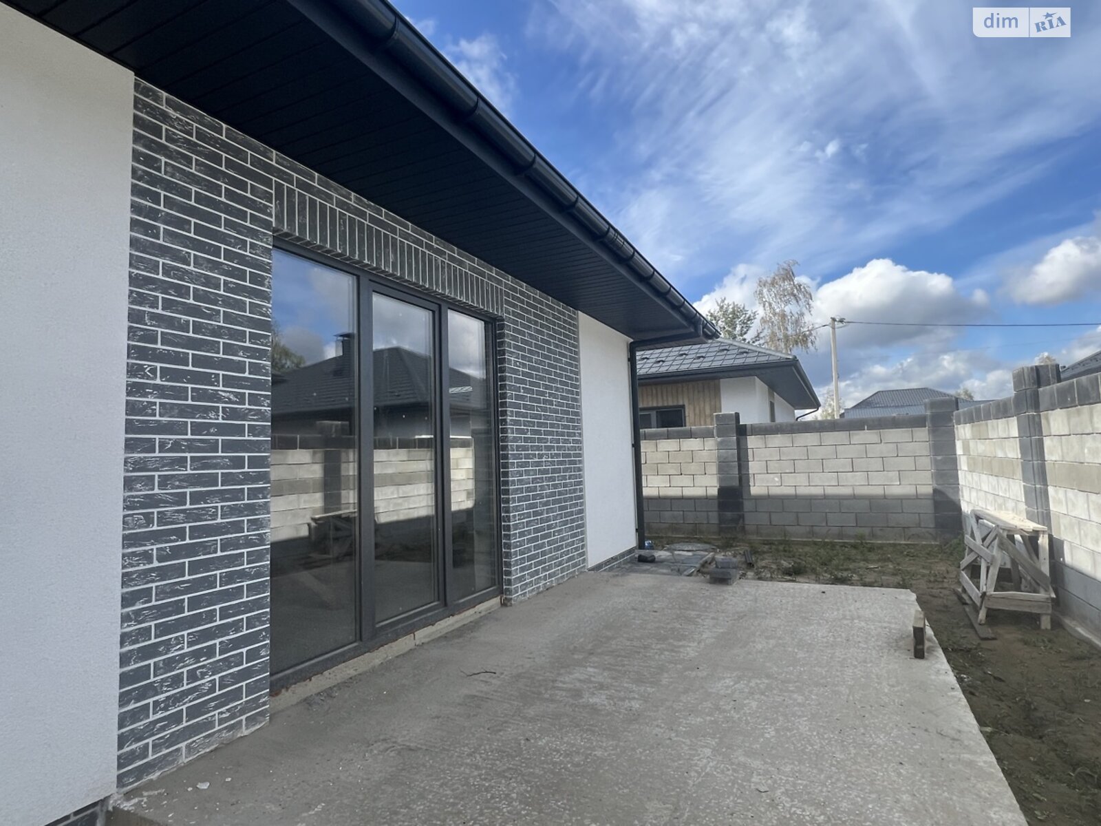 одноэтажный дом, 100 кв. м, кирпич. Продажа в Ворзеле фото 1 одноэтажный дом, 100 кв. м, кирпич. Продажа в Ворзеле фото 1