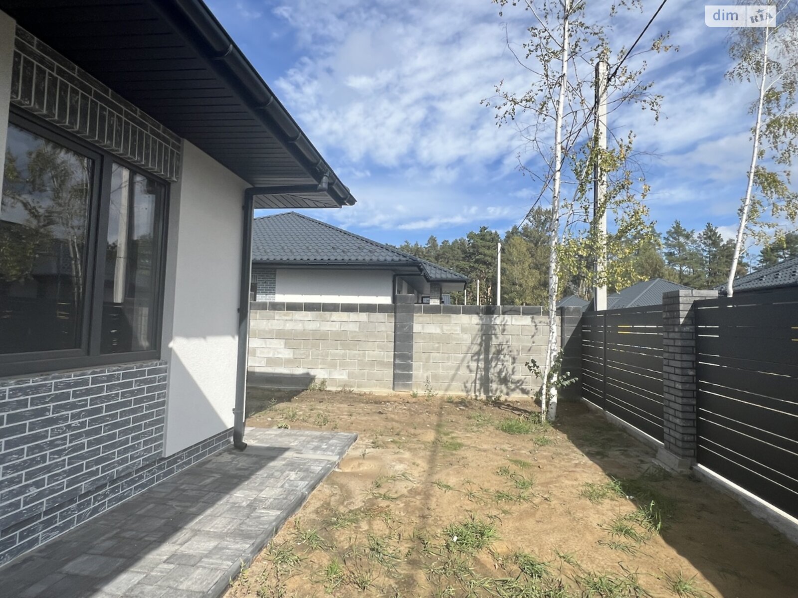 одноэтажный дом, 100 кв. м, кирпич. Продажа в Ворзеле фото 1 одноэтажный дом, 100 кв. м, кирпич. Продажа в Ворзеле фото 1