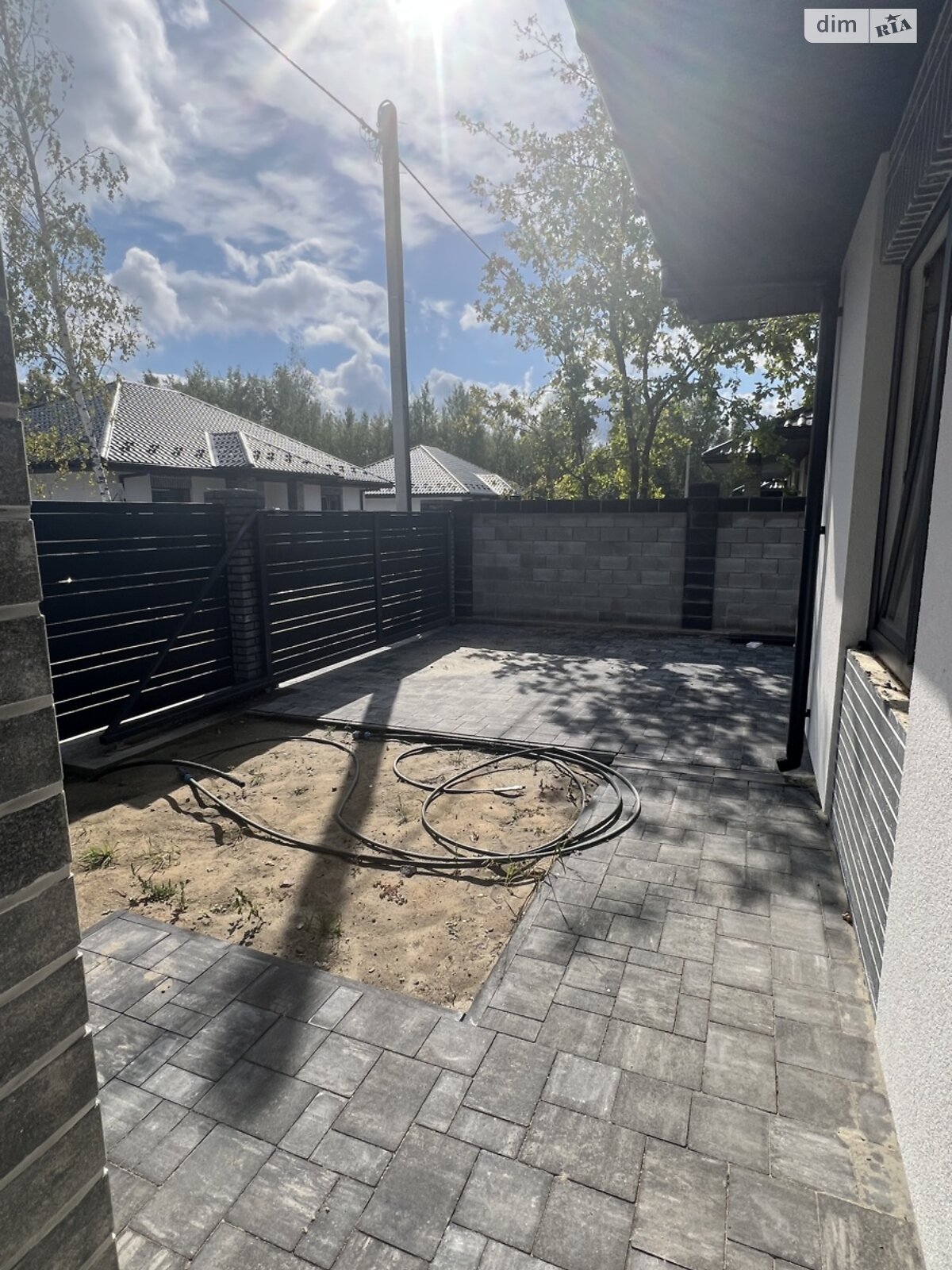 одноэтажный дом, 100 кв. м, кирпич. Продажа в Ворзеле фото 1 одноэтажный дом, 100 кв. м, кирпич. Продажа в Ворзеле фото 1