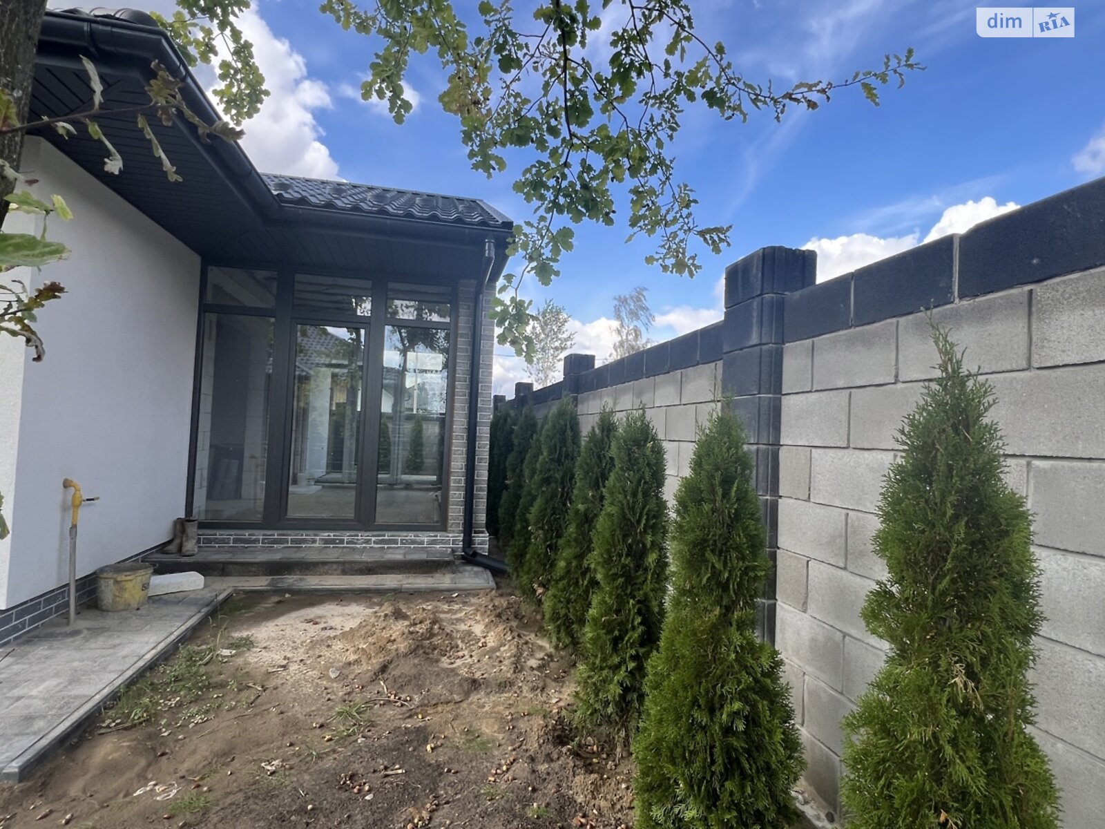 одноэтажный дом, 100 кв. м, кирпич. Продажа в Ворзеле фото 1 одноэтажный дом, 100 кв. м, кирпич. Продажа в Ворзеле фото 1