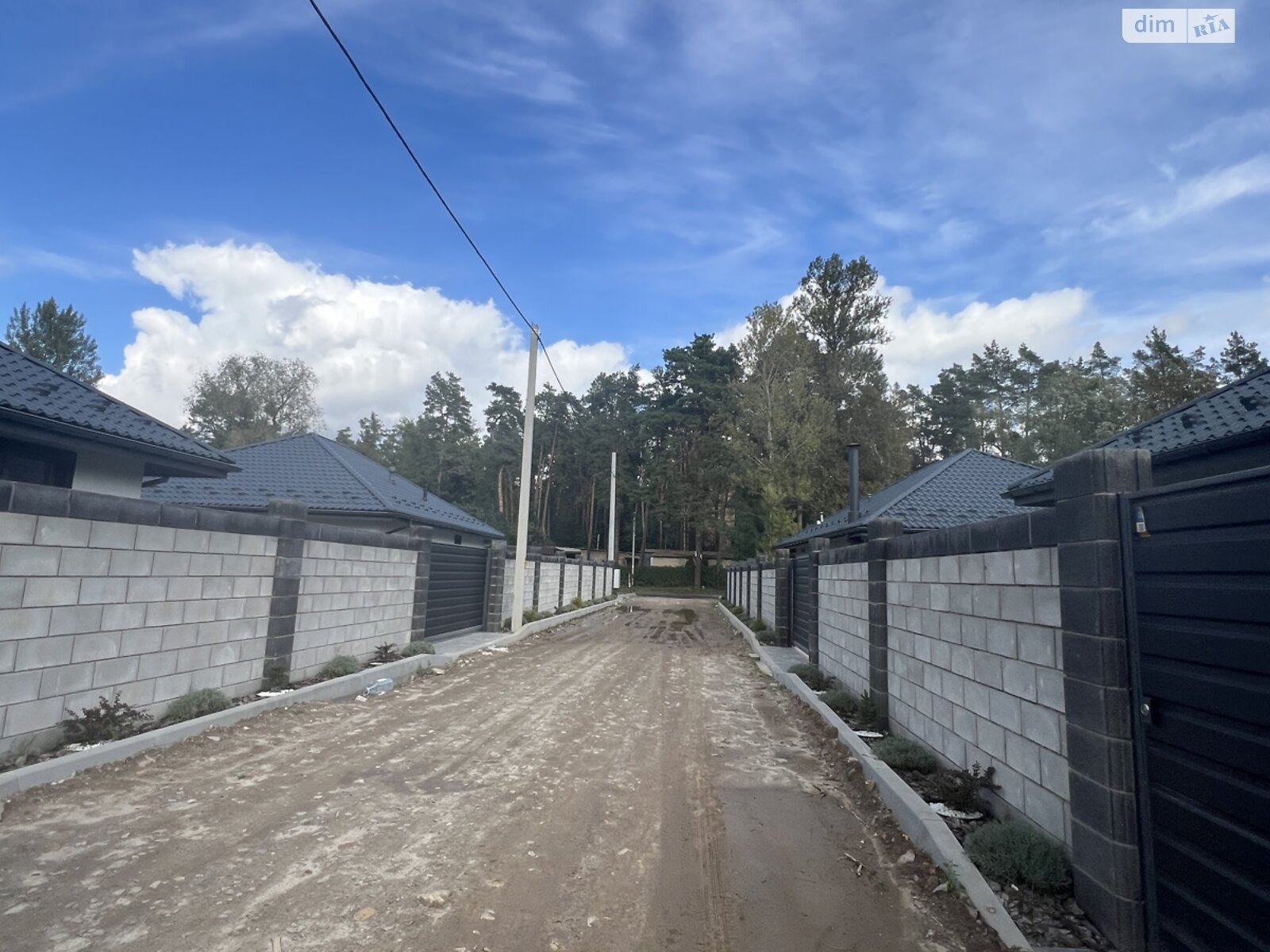 одноэтажный дом, 100 кв. м, кирпич. Продажа в Ворзеле фото 1 одноэтажный дом, 100 кв. м, кирпич. Продажа в Ворзеле фото 1