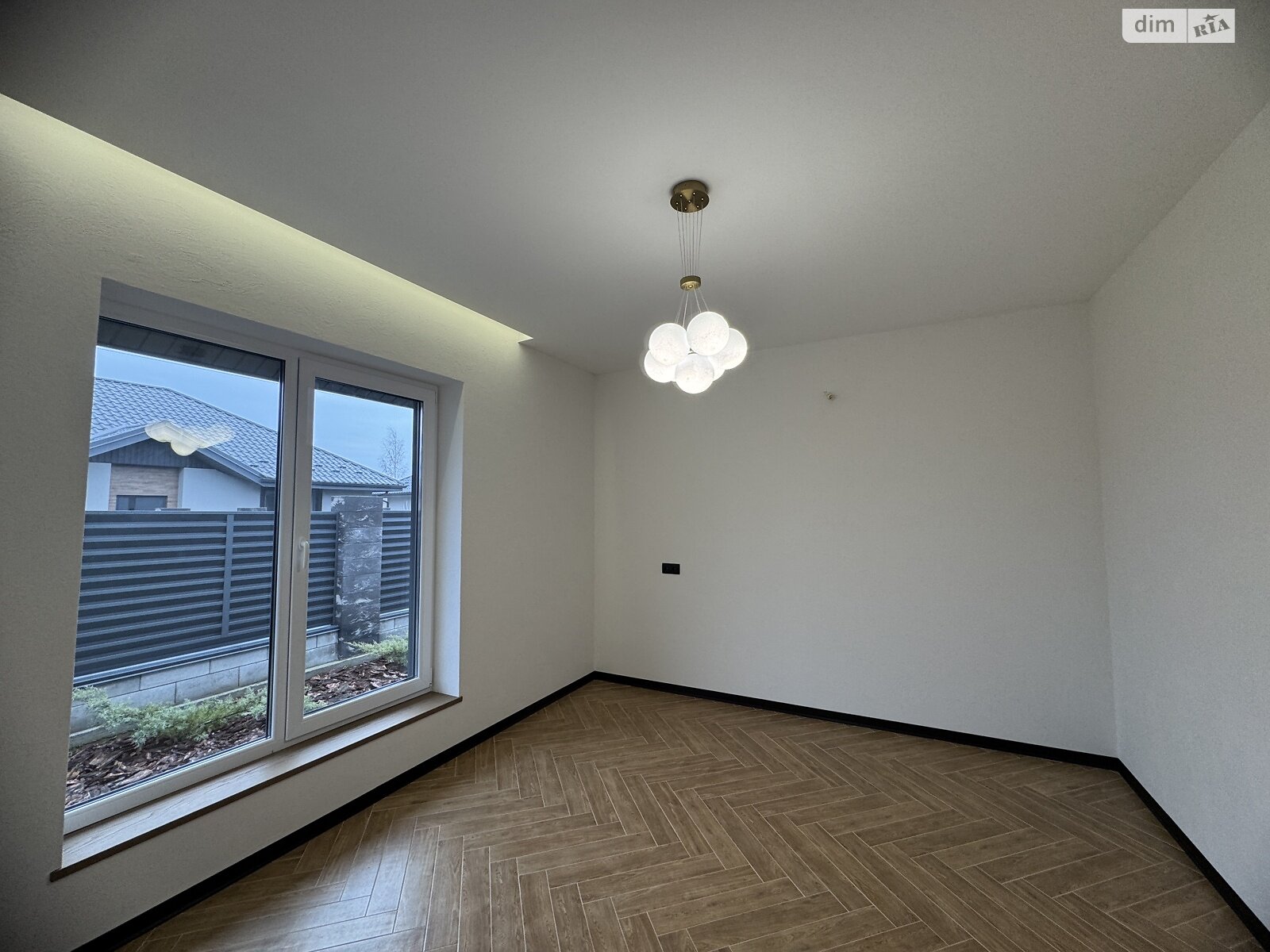 одноэтажный дом с верандой, 100 кв. м, кирпич. Продажа в Ворзеле фото 1