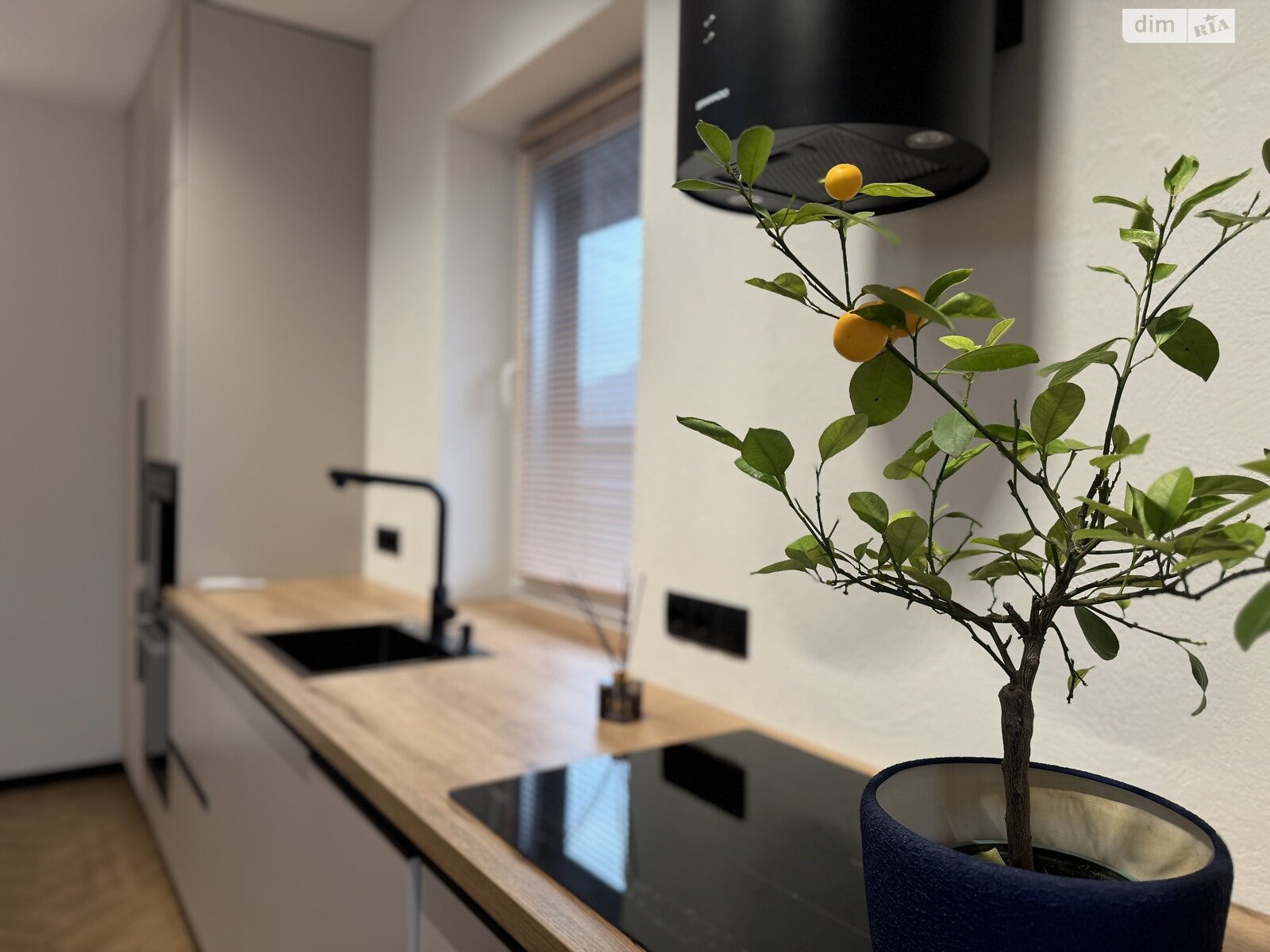 одноэтажный дом с верандой, 100 кв. м, кирпич. Продажа в Ворзеле фото 1