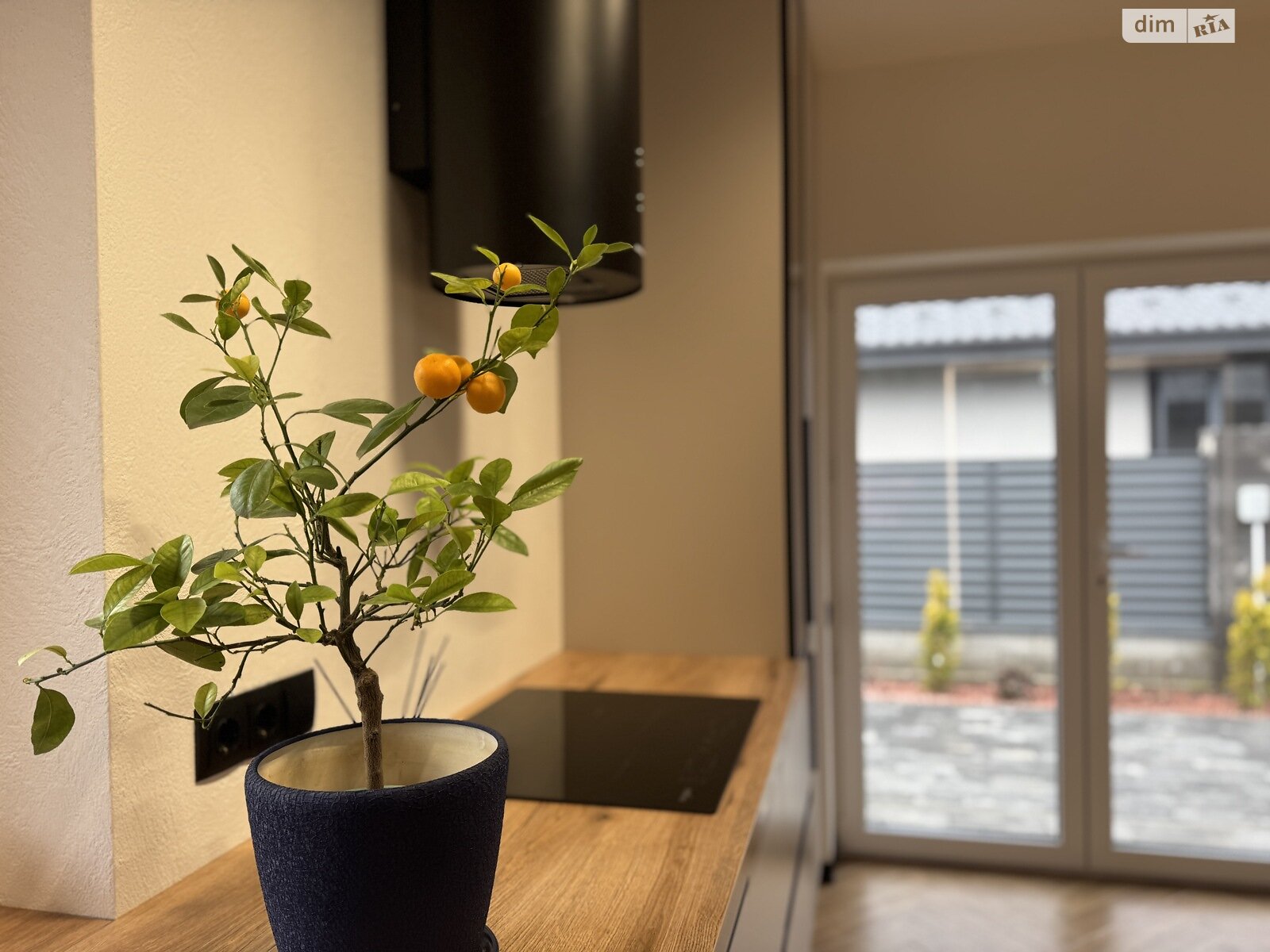 одноэтажный дом с верандой, 100 кв. м, кирпич. Продажа в Ворзеле фото 1