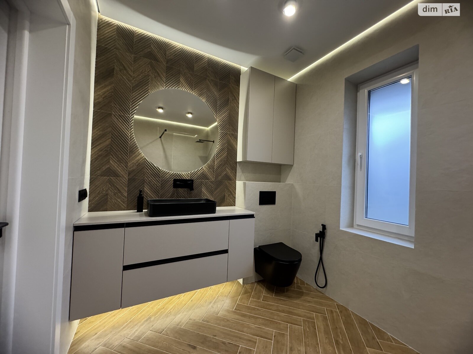 одноэтажный дом с верандой, 100 кв. м, кирпич. Продажа в Ворзеле фото 1