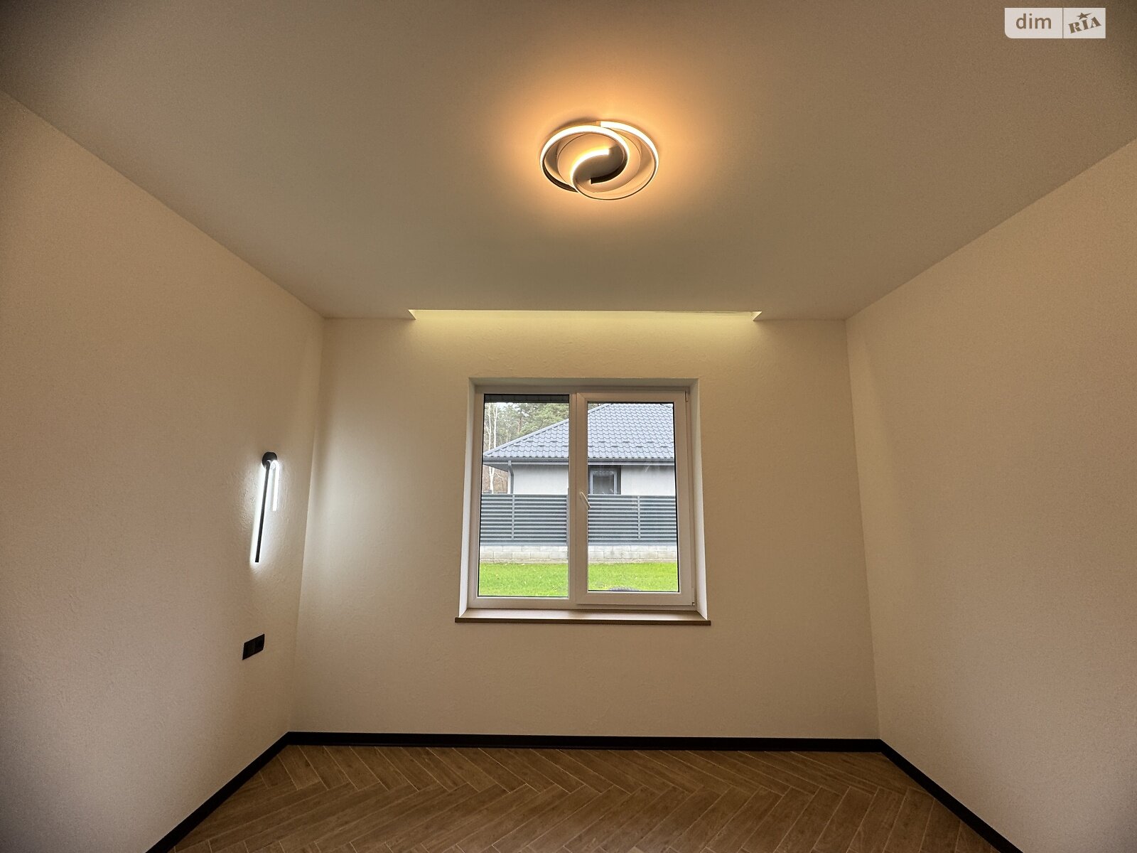 одноэтажный дом с верандой, 100 кв. м, кирпич. Продажа в Ворзеле фото 1