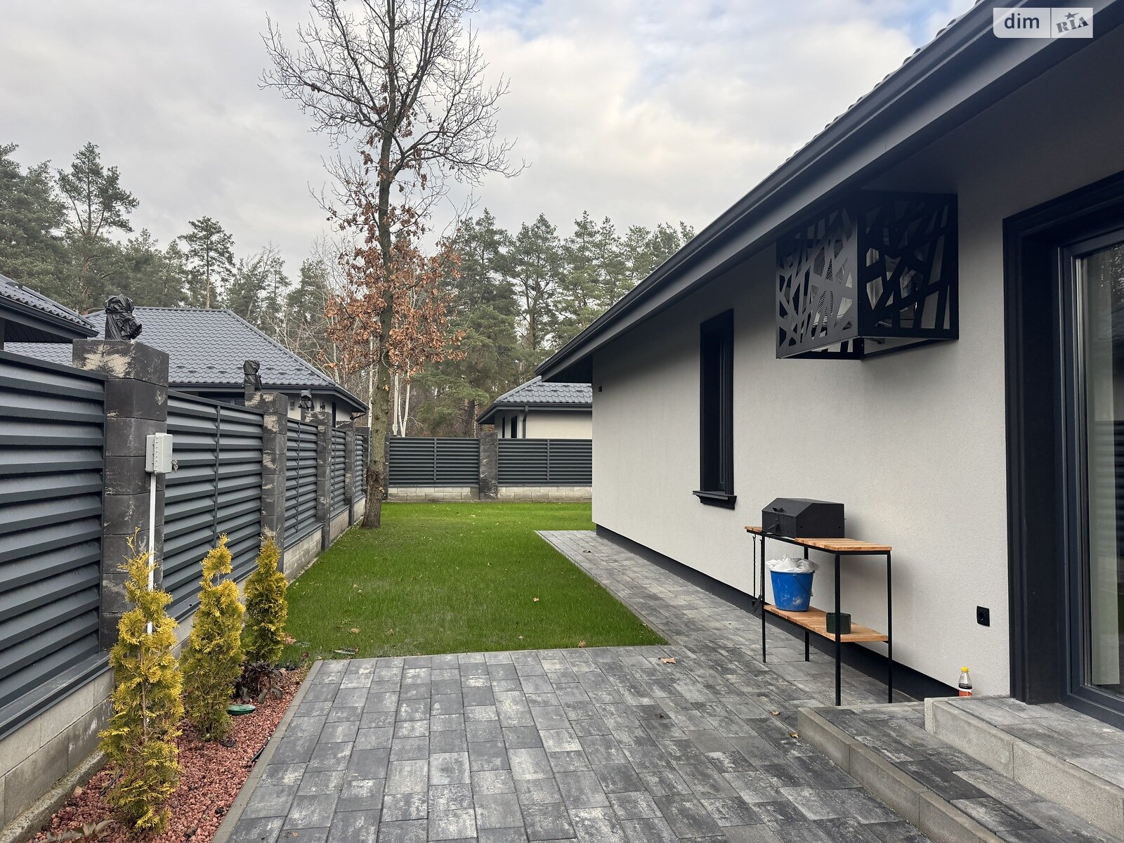 одноэтажный дом с верандой, 100 кв. м, кирпич. Продажа в Ворзеле фото 1