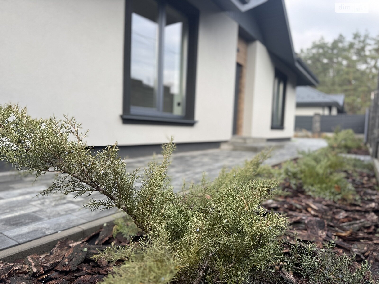 одноэтажный дом с верандой, 100 кв. м, кирпич. Продажа в Ворзеле фото 1