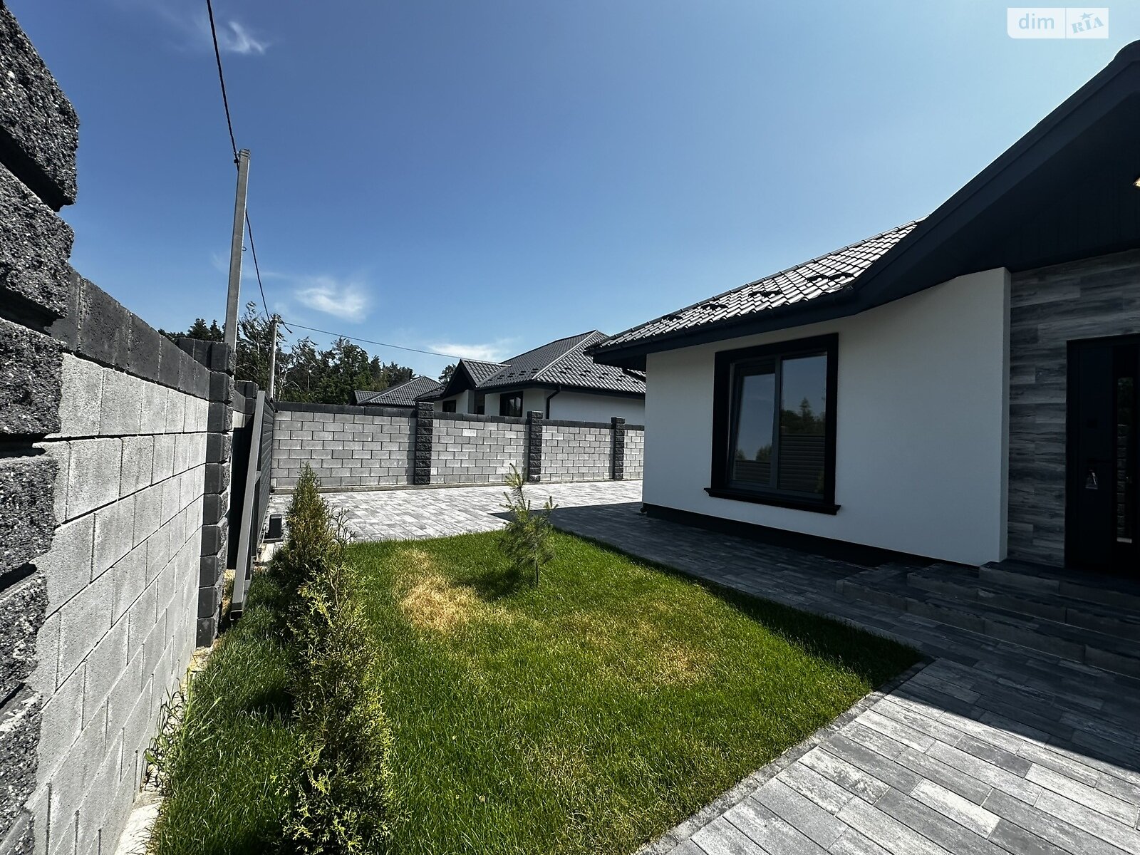 одноэтажный дом с отоплением, 100 кв. м, газобетон. Продажа в Ворзеле фото 1 одноэтажный дом с отоплением, 100 кв. м, газобетон. Продажа в Ворзеле фото 1