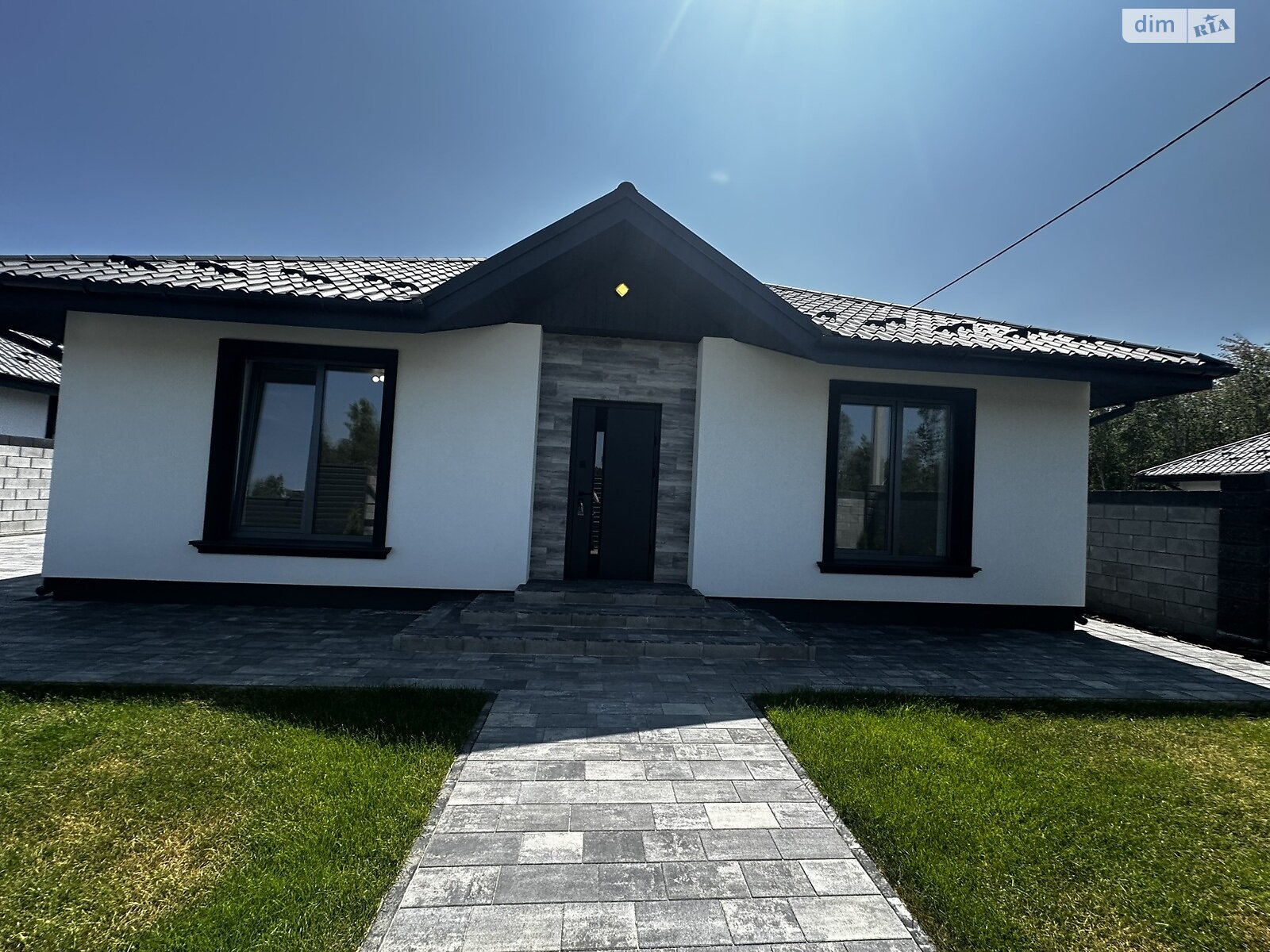 одноэтажный дом с отоплением, 100 кв. м, газобетон. Продажа в Ворзеле фото 1 одноэтажный дом с отоплением, 100 кв. м, газобетон. Продажа в Ворзеле фото 1