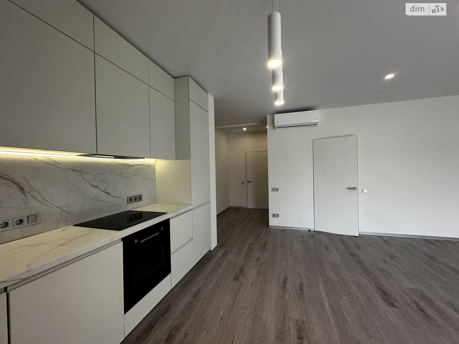 одноэтажный дом с отоплением, 100 кв. м, газобетон. Продажа в Ворзеле фото 1 одноэтажный дом с отоплением, 100 кв. м, газобетон. Продажа в Ворзеле фото 1