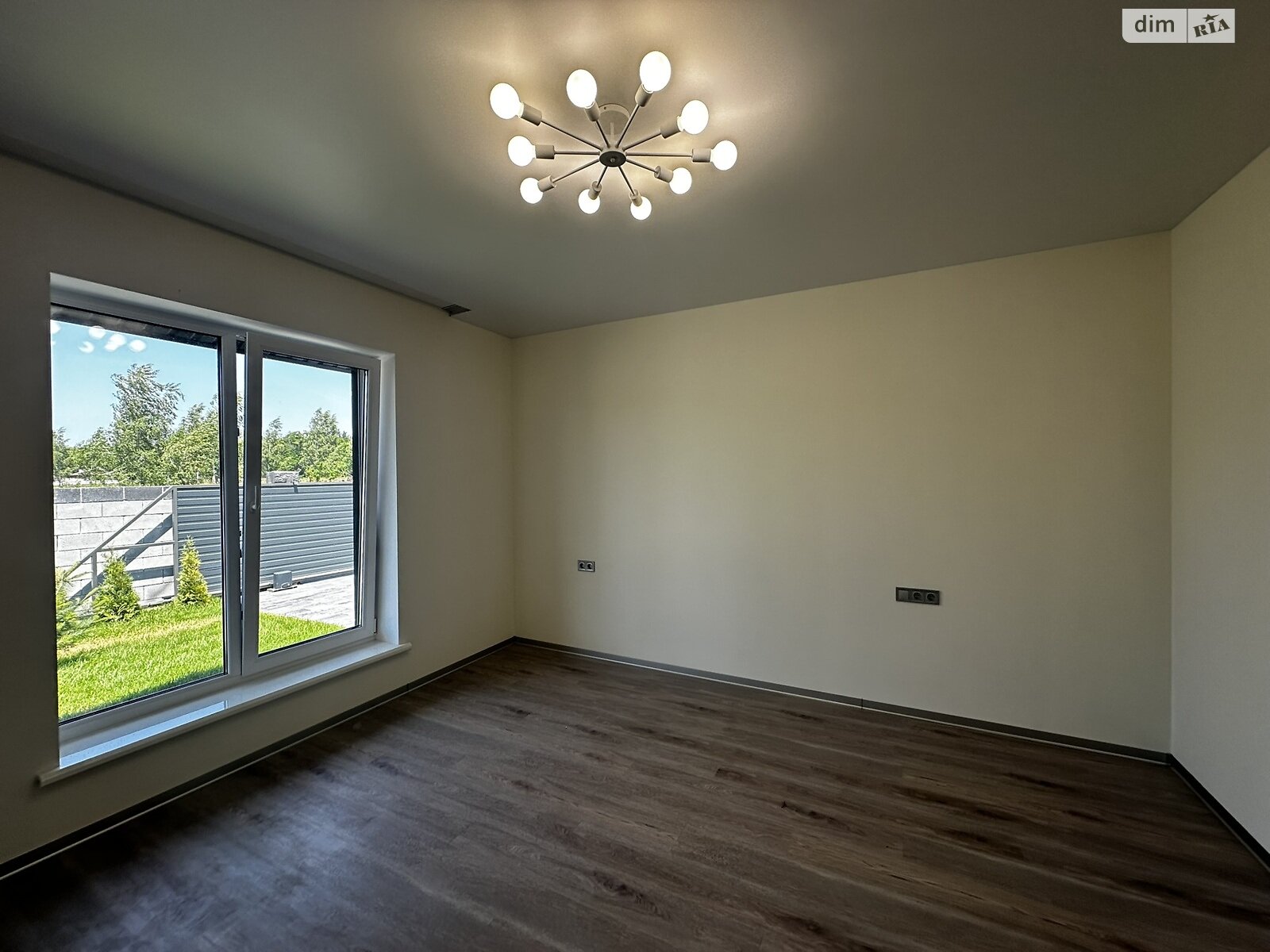 одноэтажный дом с отоплением, 100 кв. м, газобетон. Продажа в Ворзеле фото 1 одноэтажный дом с отоплением, 100 кв. м, газобетон. Продажа в Ворзеле фото 1