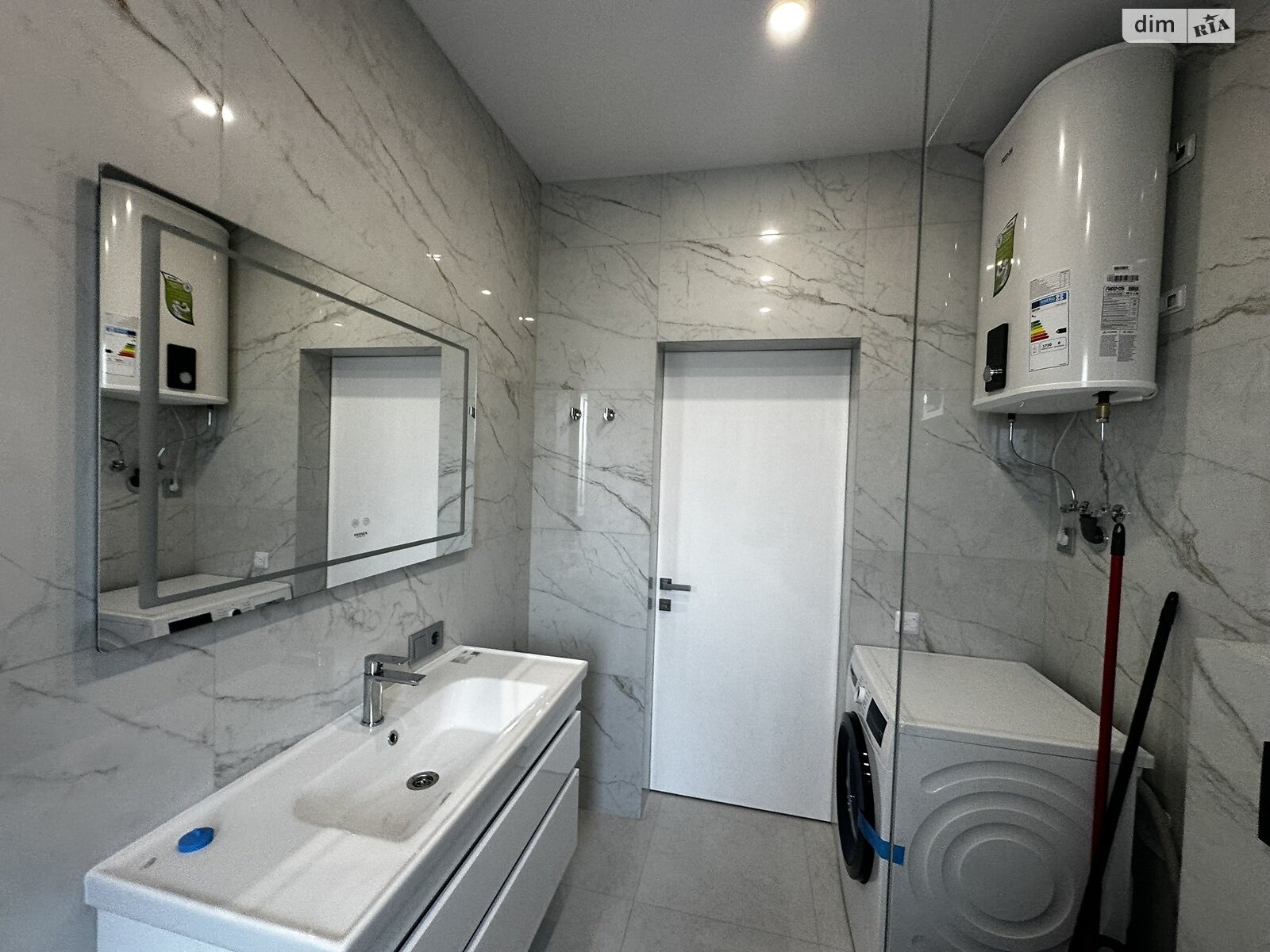 одноэтажный дом с отоплением, 100 кв. м, газобетон. Продажа в Ворзеле фото 1 одноэтажный дом с отоплением, 100 кв. м, газобетон. Продажа в Ворзеле фото 1