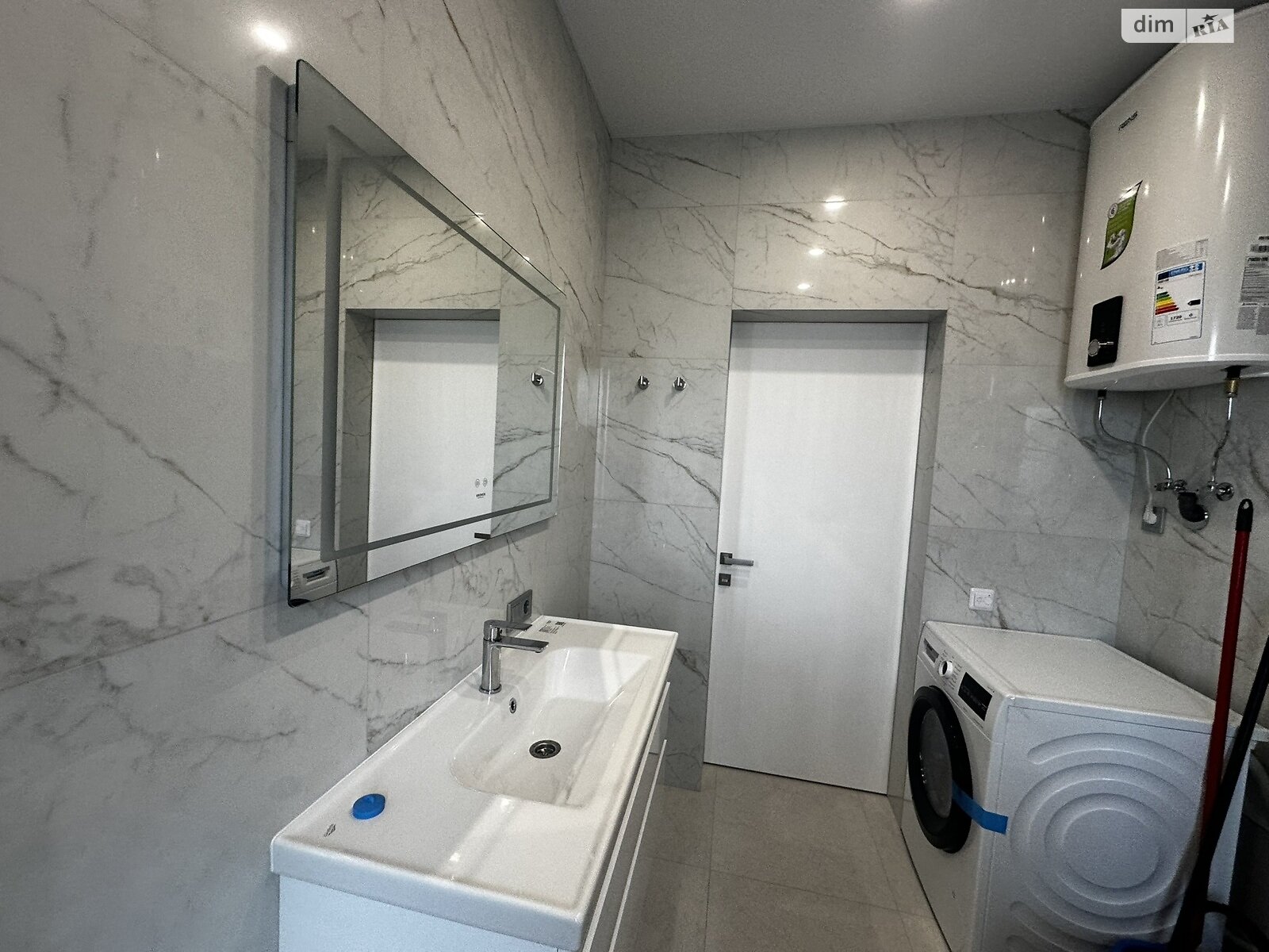 одноэтажный дом с отоплением, 100 кв. м, газобетон. Продажа в Ворзеле фото 1 одноэтажный дом с отоплением, 100 кв. м, газобетон. Продажа в Ворзеле фото 1