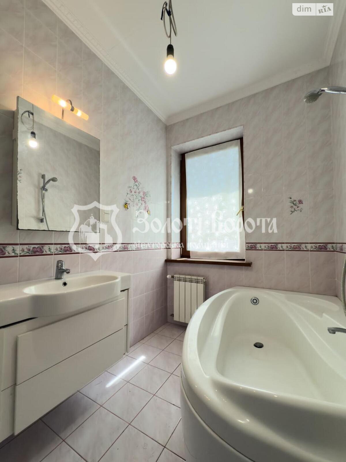 двухэтажный дом, 356 кв. м, кирпич. Продажа в Ворзеле фото 1 двухэтажный дом, 356 кв. м, кирпич. Продажа в Ворзеле фото 1