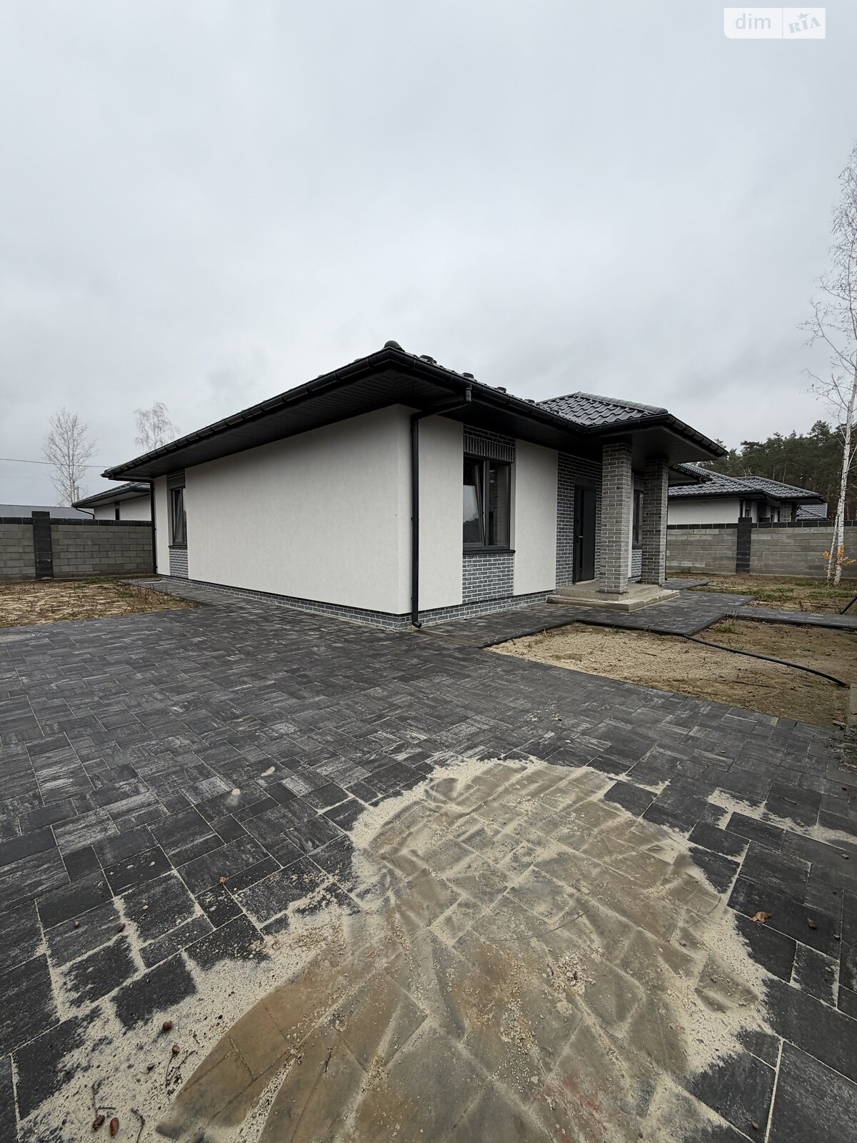 одноэтажный дом с верандой, 100 кв. м, кирпич. Продажа в Ворзеле фото 1