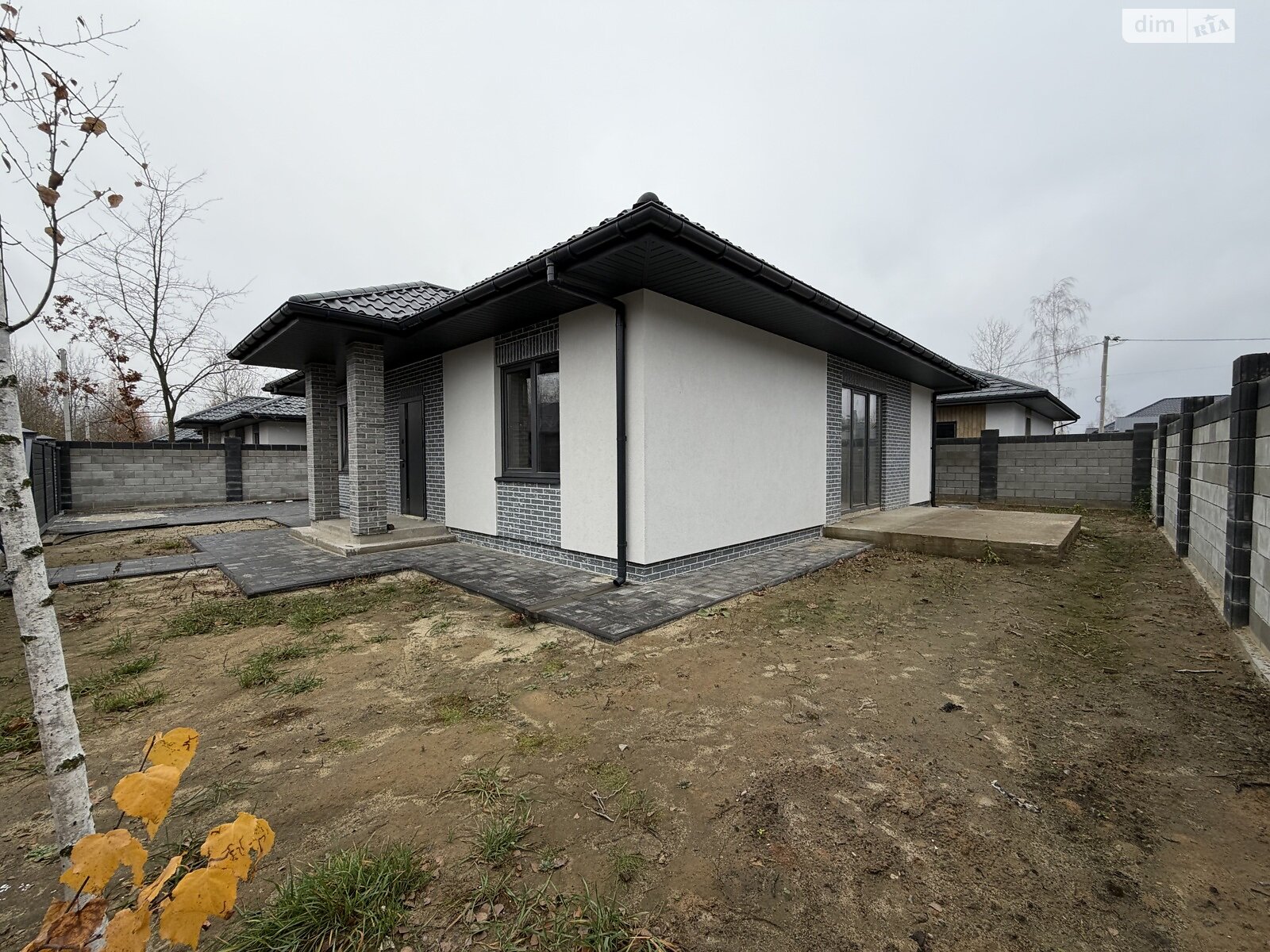 одноэтажный дом с верандой, 100 кв. м, кирпич. Продажа в Ворзеле фото 1