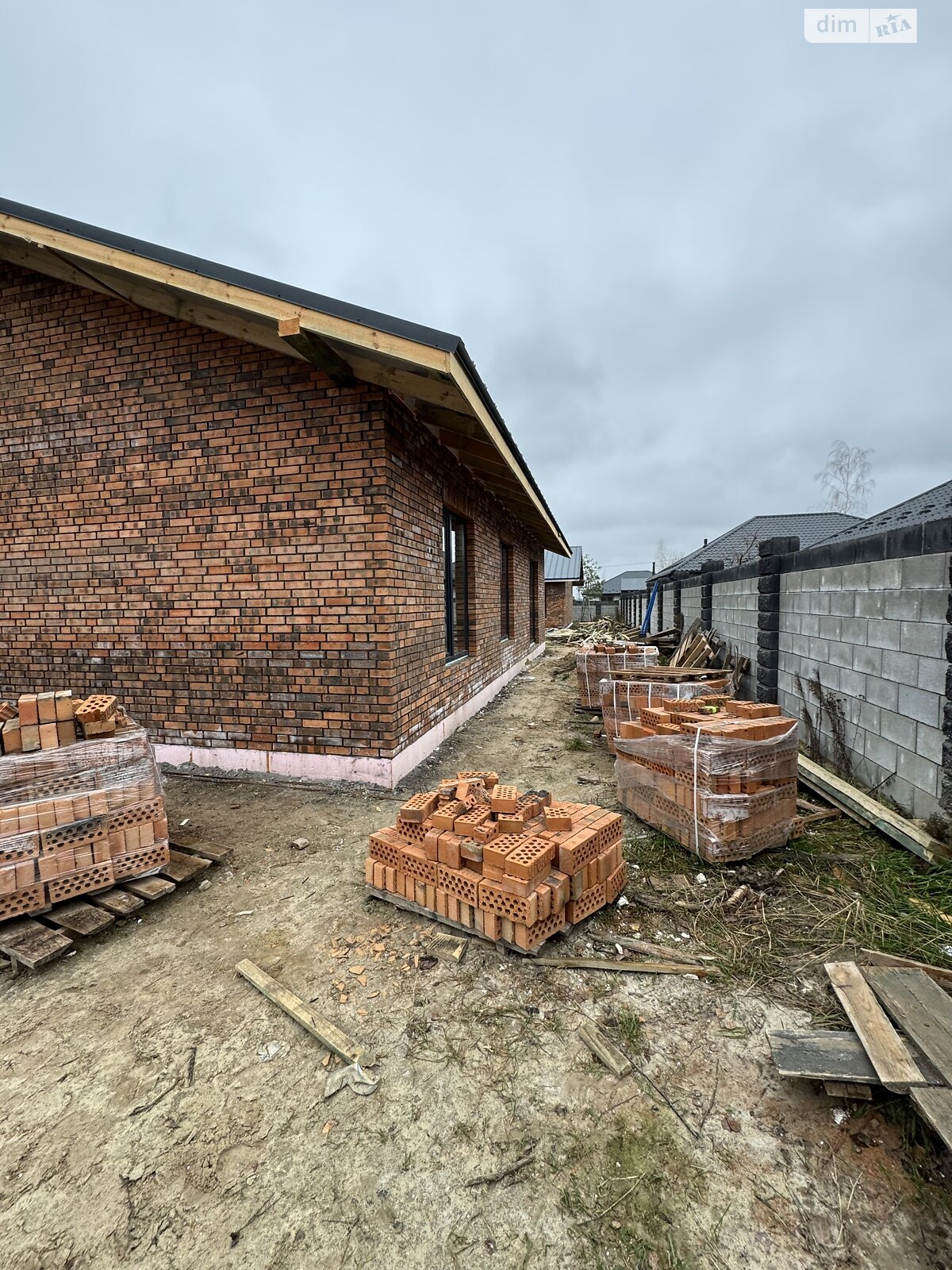 одноэтажный дом, 100 кв. м, кирпич. Продажа в Ворзеле фото 1