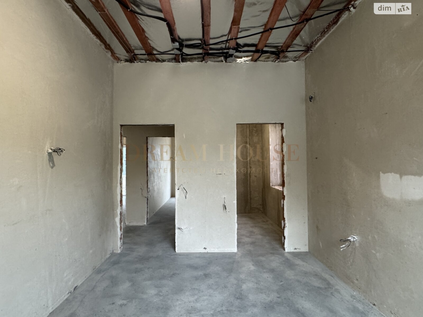 одноэтажный дом с отоплением, 125 кв. м, кирпич. Продажа в Ворзеле фото 1 одноэтажный дом с отоплением, 125 кв. м, кирпич. Продажа в Ворзеле фото 1