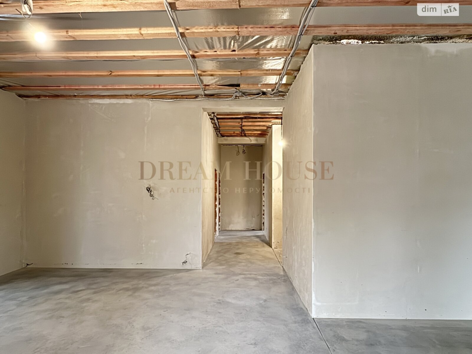 одноэтажный дом с отоплением, 125 кв. м, кирпич. Продажа в Ворзеле фото 1 одноэтажный дом с отоплением, 125 кв. м, кирпич. Продажа в Ворзеле фото 1