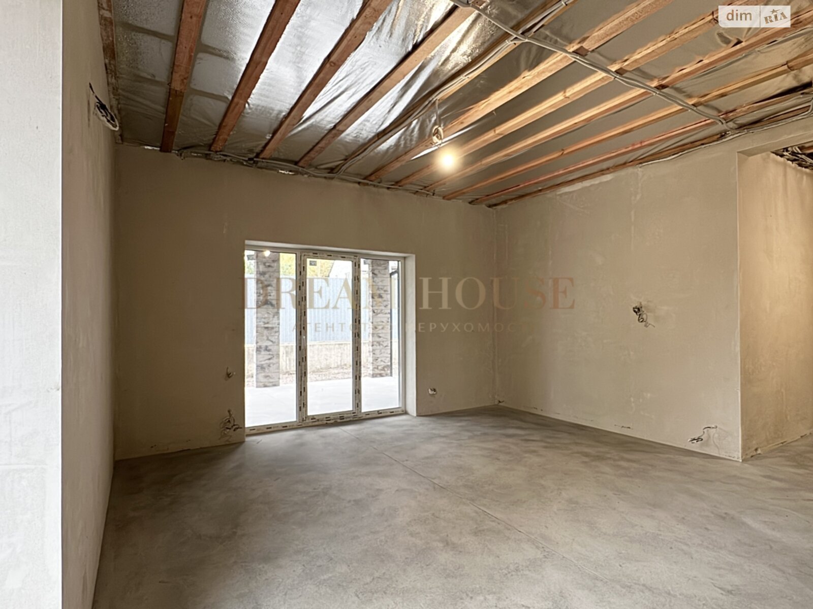 одноэтажный дом с отоплением, 125 кв. м, кирпич. Продажа в Ворзеле фото 1 одноэтажный дом с отоплением, 125 кв. м, кирпич. Продажа в Ворзеле фото 1