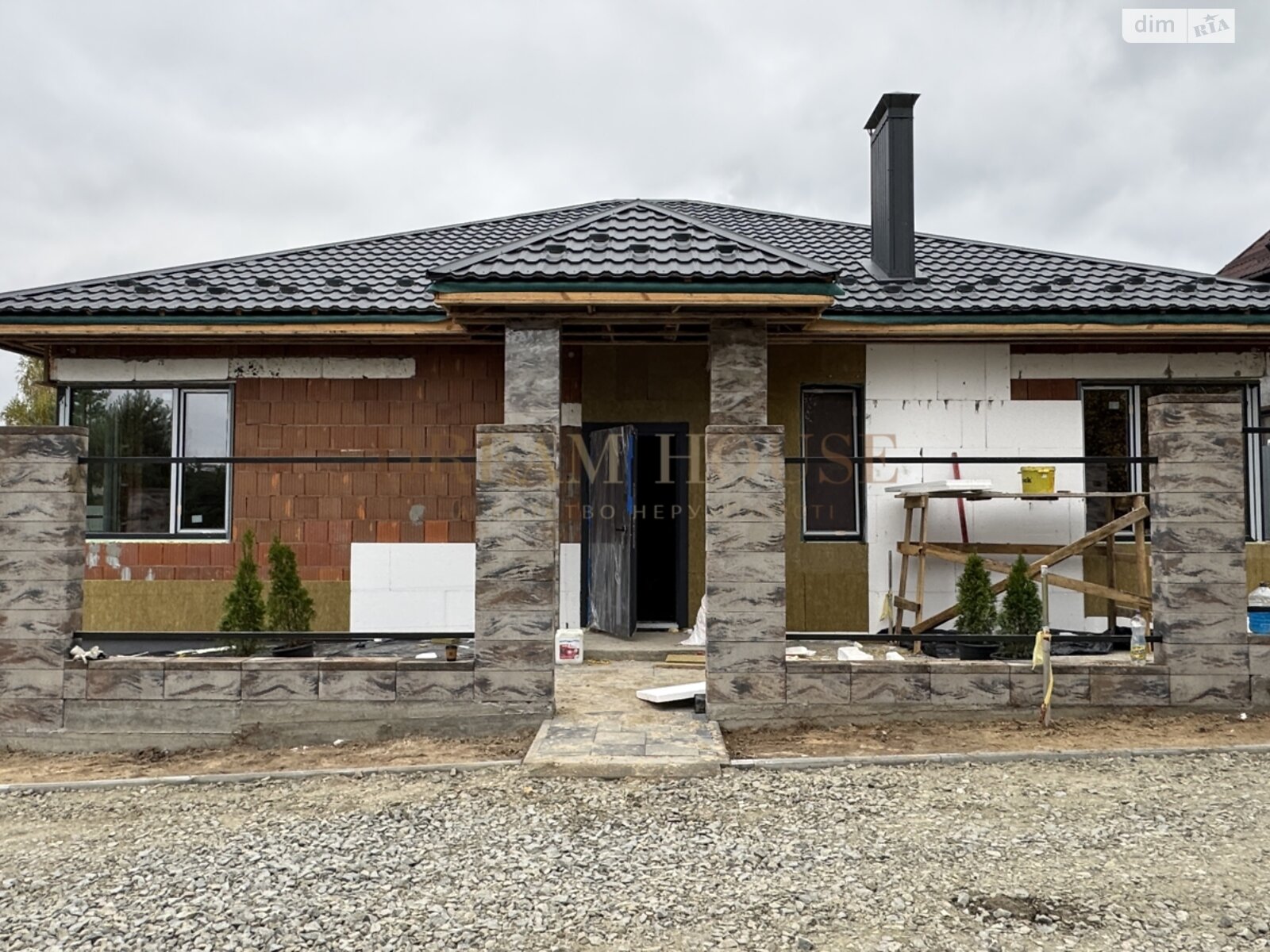 одноэтажный дом с отоплением, 125 кв. м, кирпич. Продажа в Ворзеле фото 1 одноэтажный дом с отоплением, 125 кв. м, кирпич. Продажа в Ворзеле фото 1