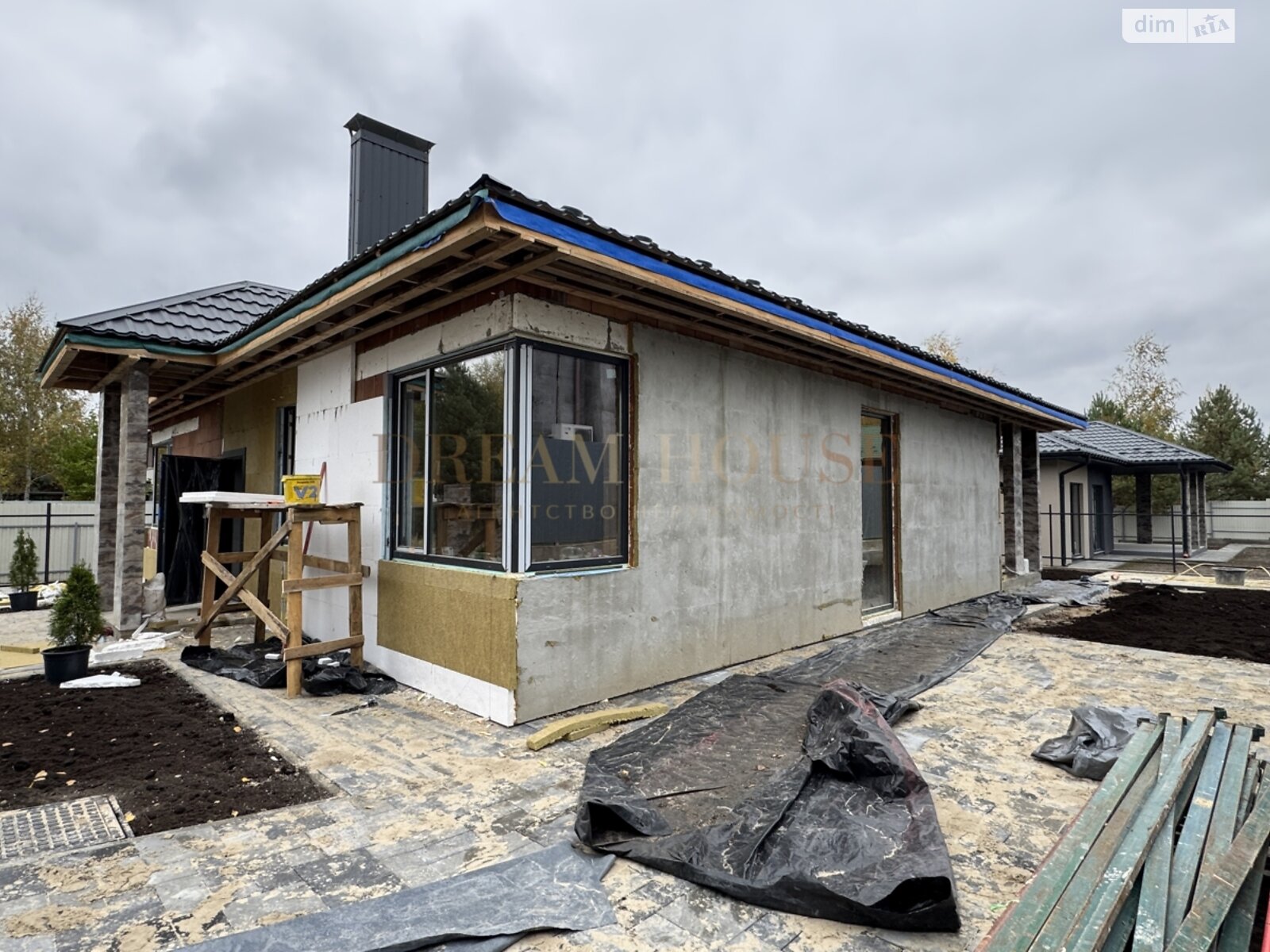 одноэтажный дом с отоплением, 125 кв. м, кирпич. Продажа в Ворзеле фото 1 одноэтажный дом с отоплением, 125 кв. м, кирпич. Продажа в Ворзеле фото 1