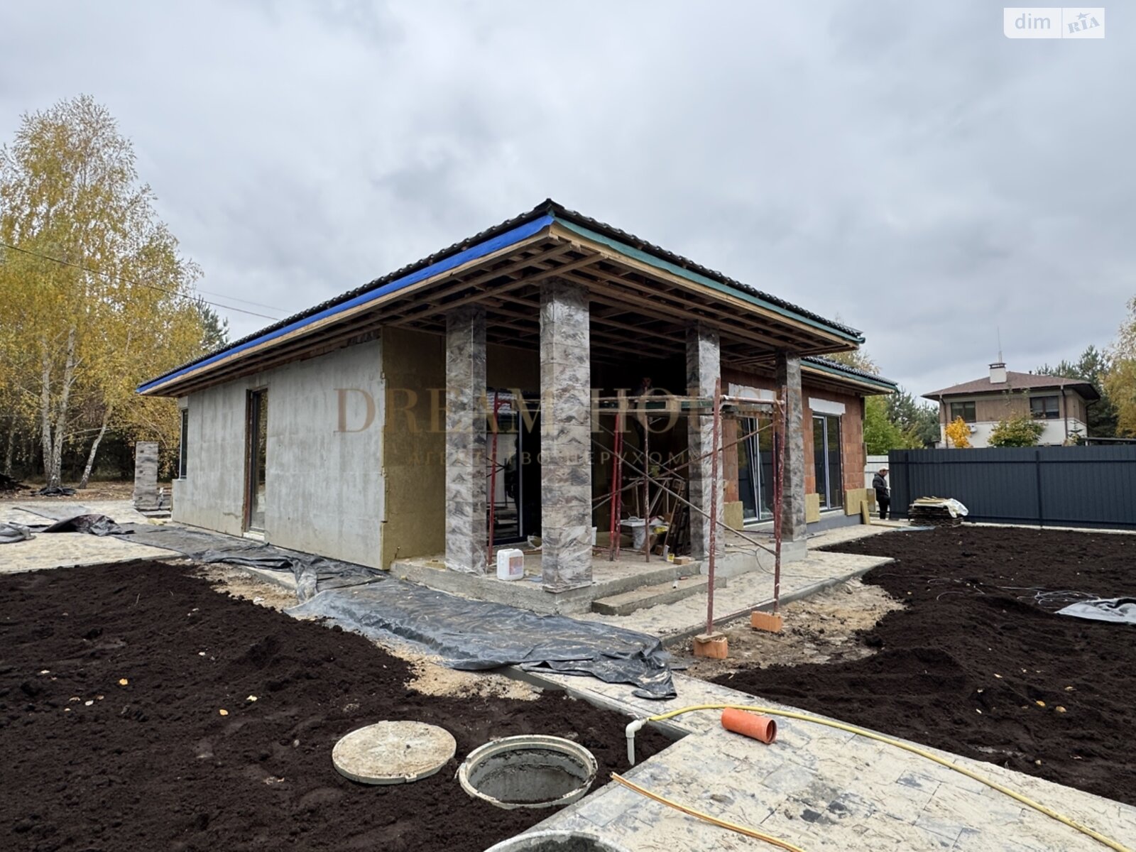 одноэтажный дом с отоплением, 125 кв. м, кирпич. Продажа в Ворзеле фото 1 одноэтажный дом с отоплением, 125 кв. м, кирпич. Продажа в Ворзеле фото 1