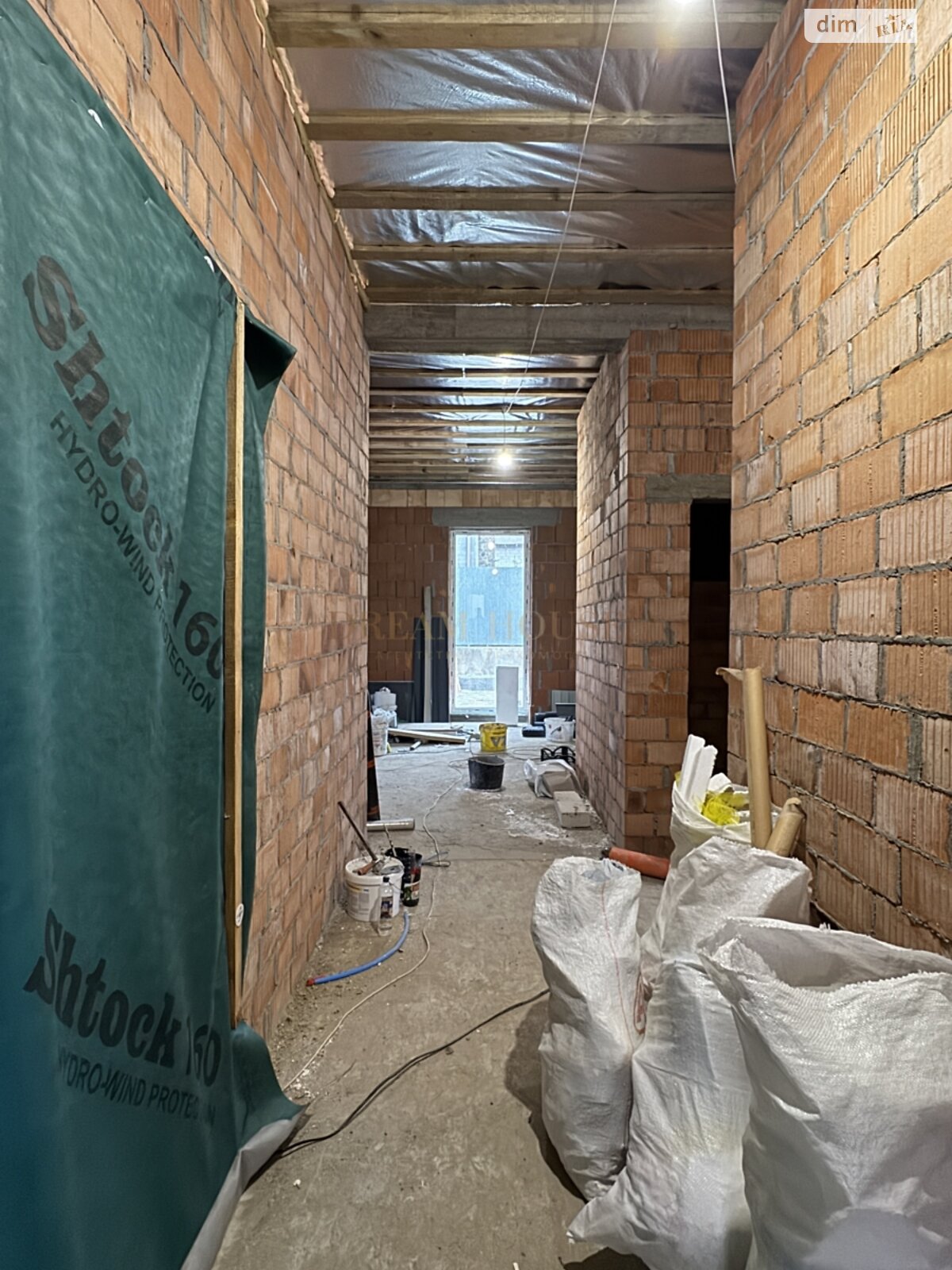 одноэтажный дом с отоплением, 125 кв. м, кирпич. Продажа в Ворзеле фото 1 одноэтажный дом с отоплением, 125 кв. м, кирпич. Продажа в Ворзеле фото 1