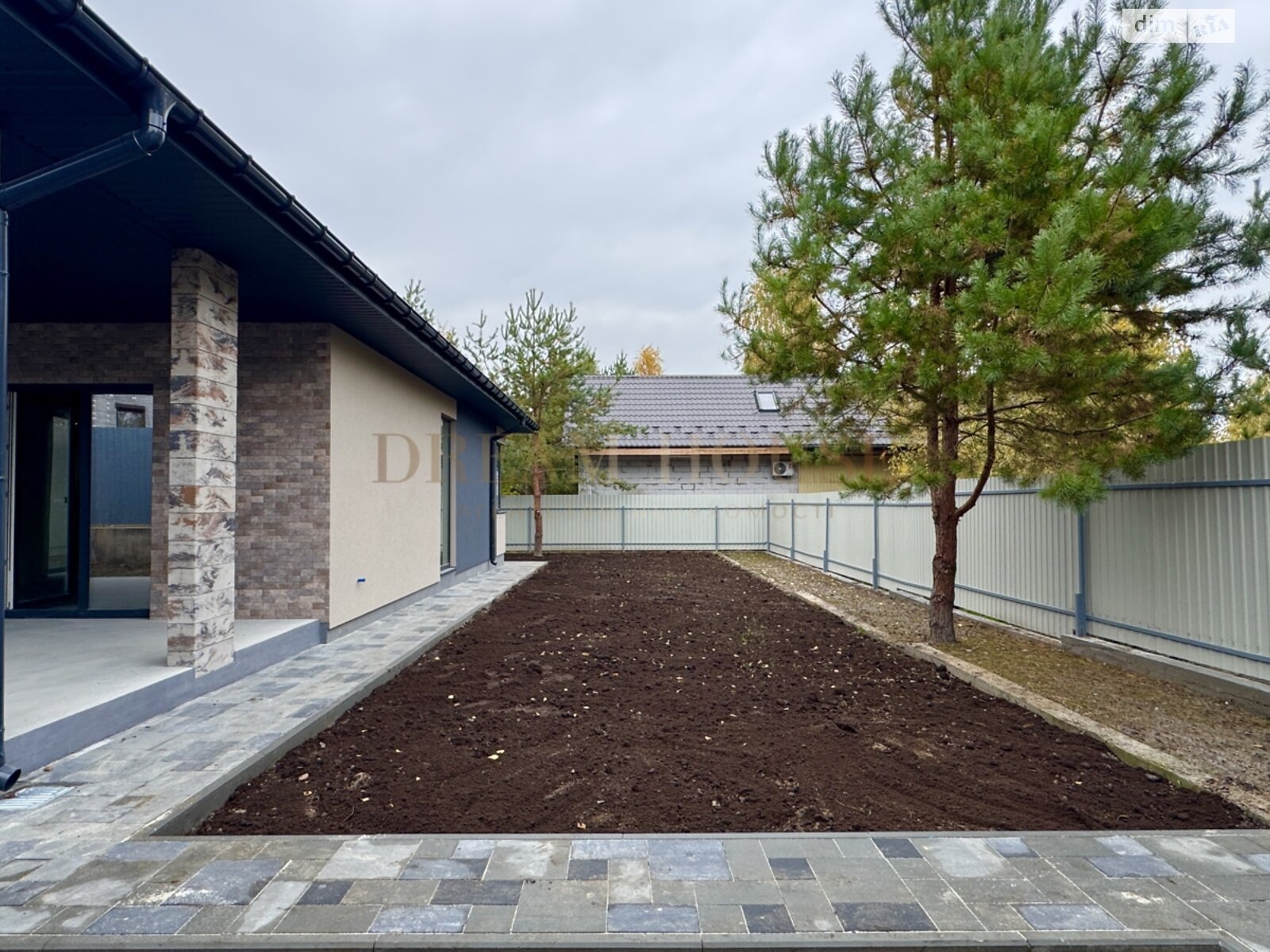 одноэтажный дом с отоплением, 125 кв. м, кирпич. Продажа в Ворзеле фото 1 одноэтажный дом с отоплением, 125 кв. м, кирпич. Продажа в Ворзеле фото 1