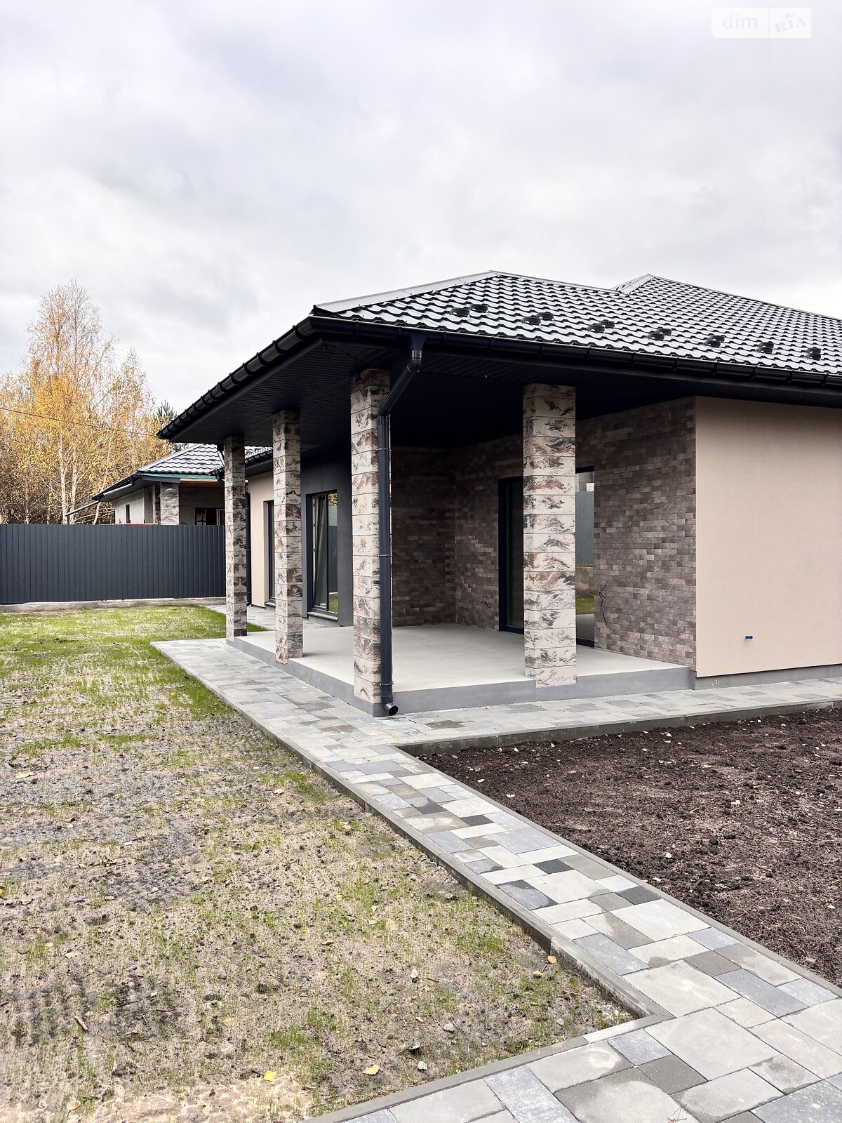 одноэтажный дом с верандой, 125 кв. м, керамический блок. Продажа в Ворзеле фото 1 одноэтажный дом с верандой, 125 кв. м, керамический блок. Продажа в Ворзеле фото 1