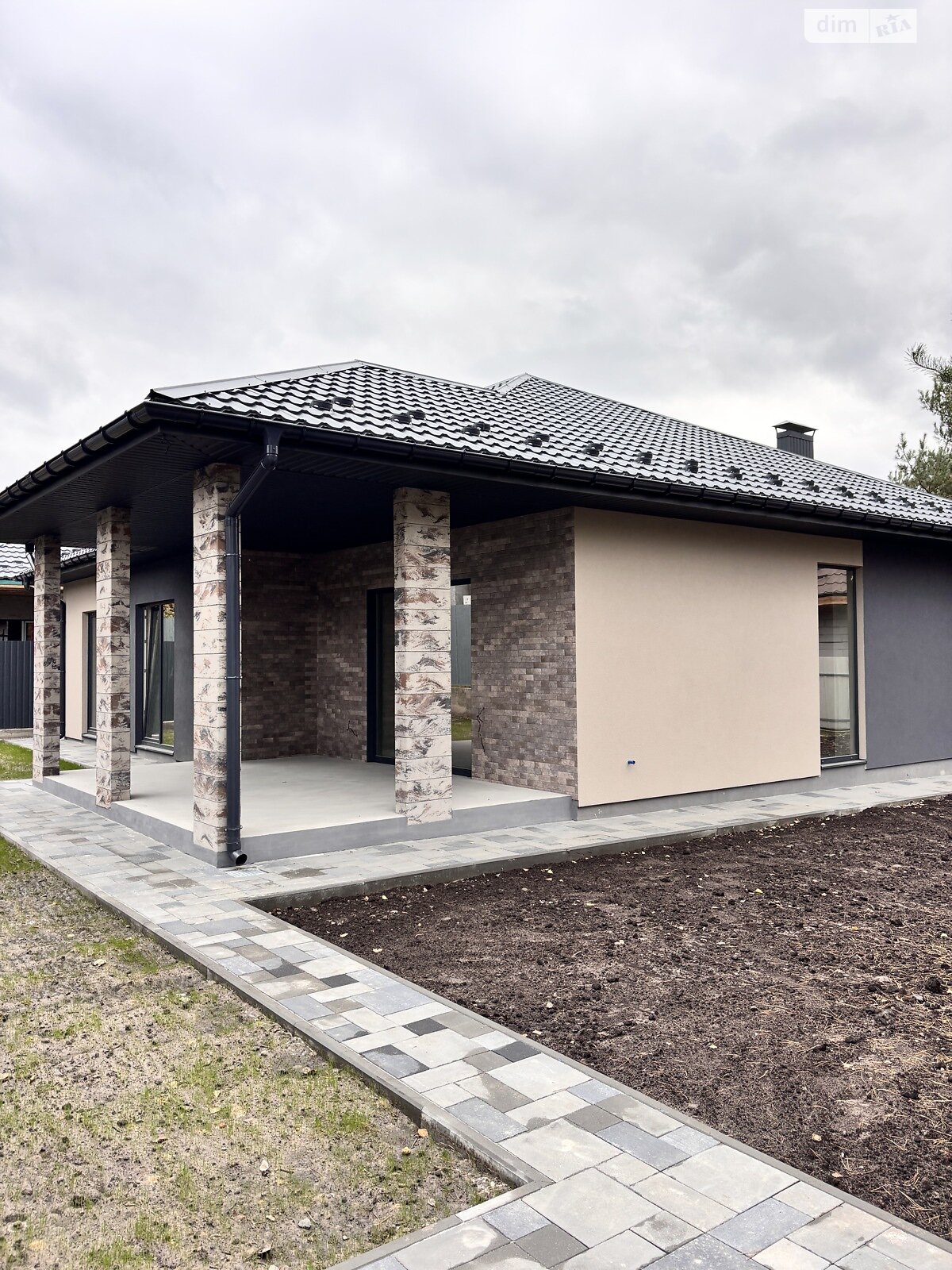 одноэтажный дом с верандой, 125 кв. м, керамический блок. Продажа в Ворзеле фото 1 одноэтажный дом с верандой, 125 кв. м, керамический блок. Продажа в Ворзеле фото 1